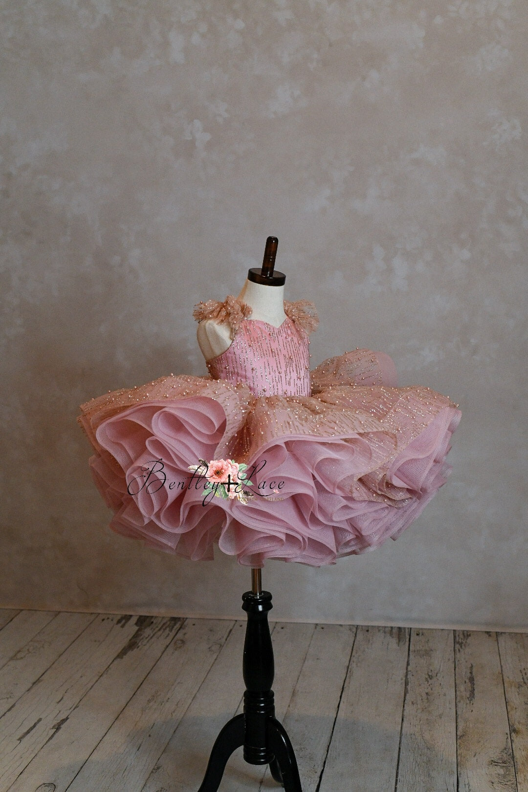 š Remnant Surprise Me Gown ā Trust the Magic (SHORT AND LONG OPTIONS AVAIABLE) READ DESCRIPTION