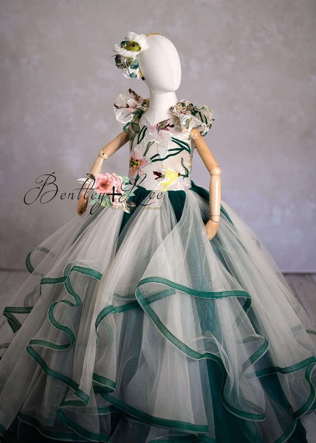 REMNANT LILY IN CHAMPAGNE NUDE