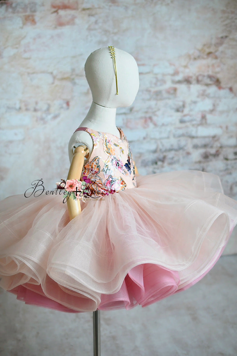 š Remnant Surprise Me Gown ā Trust the Magic (SHORT AND LONG OPTIONS AVAIABLE) READ DESCRIPTION