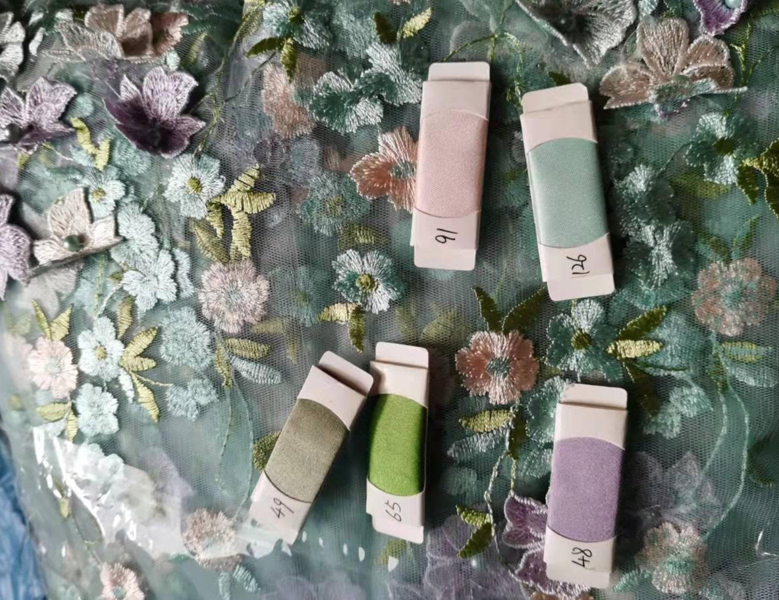 REMNANT SEAFOAM 3D FLORAL