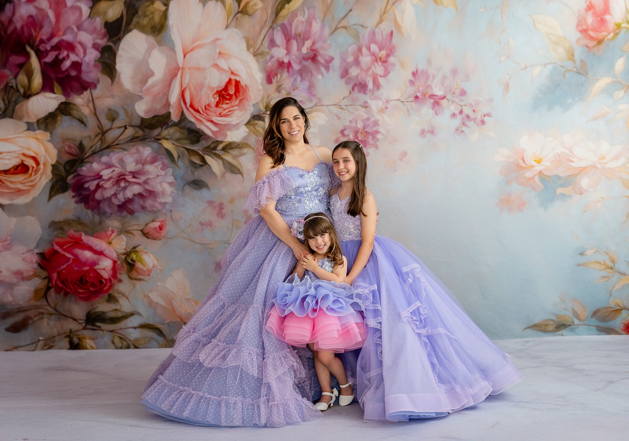 Elegant lilac floor-length gown with lace detailing, suitable for sizes 0-8.