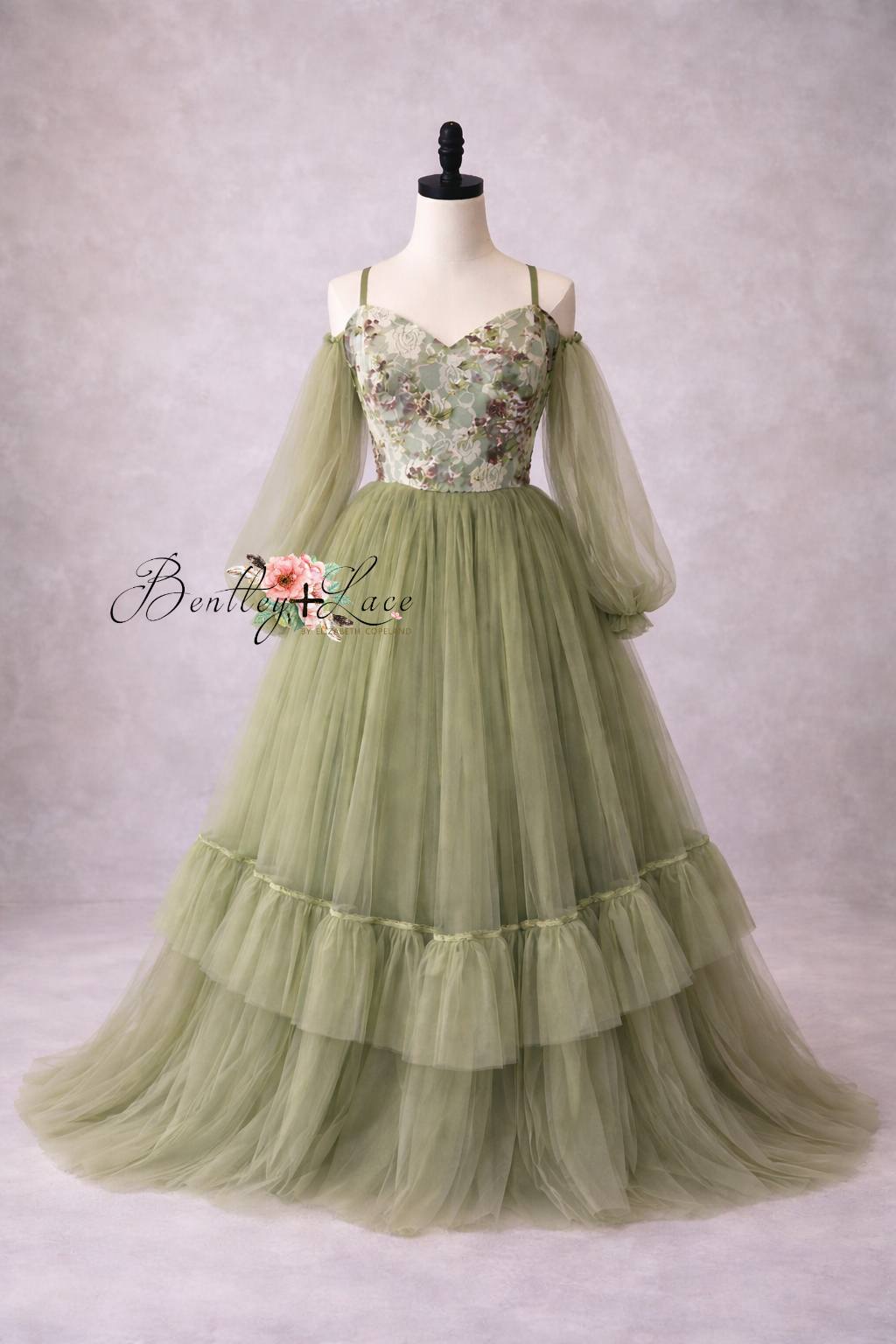 Mossflower Gown & Detachable Tulle Sleeves | (Women’s Sizes 6–12)
