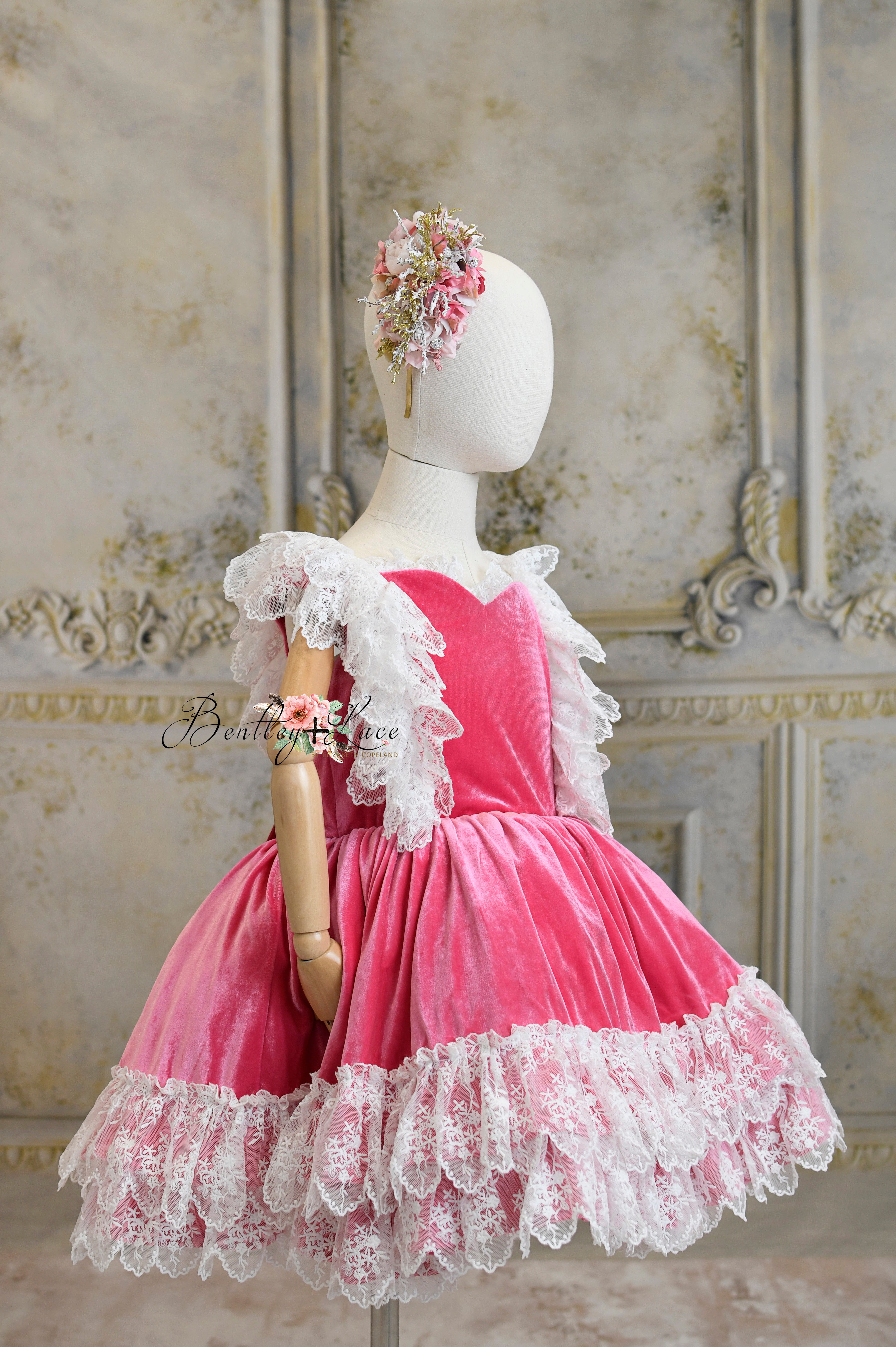 "Sweetheart Serenade" - vintage length dress ( 6 Year - 7 Year)