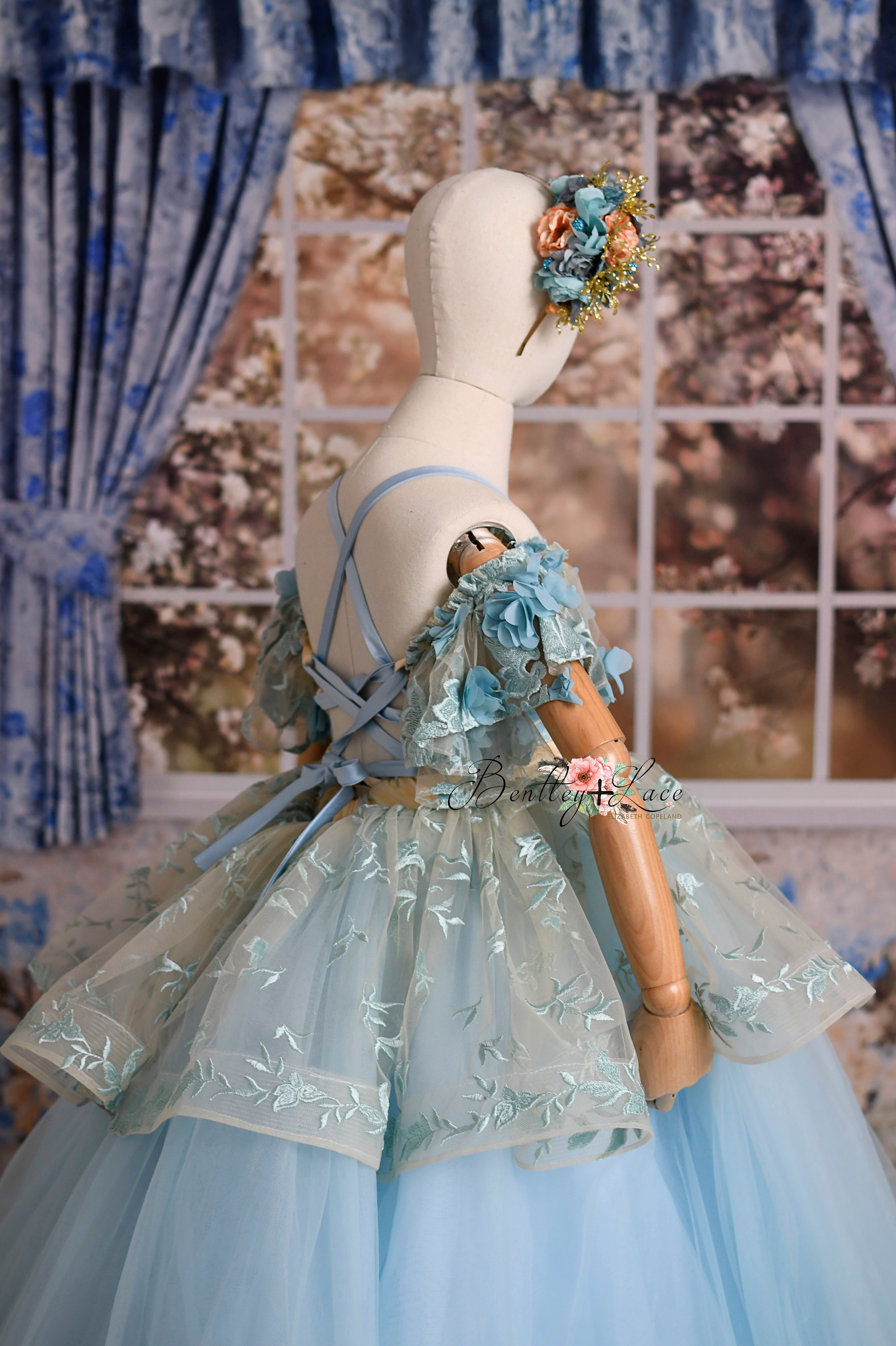 "Trésor Caché" - Floor Length Gown - (5-7 year)