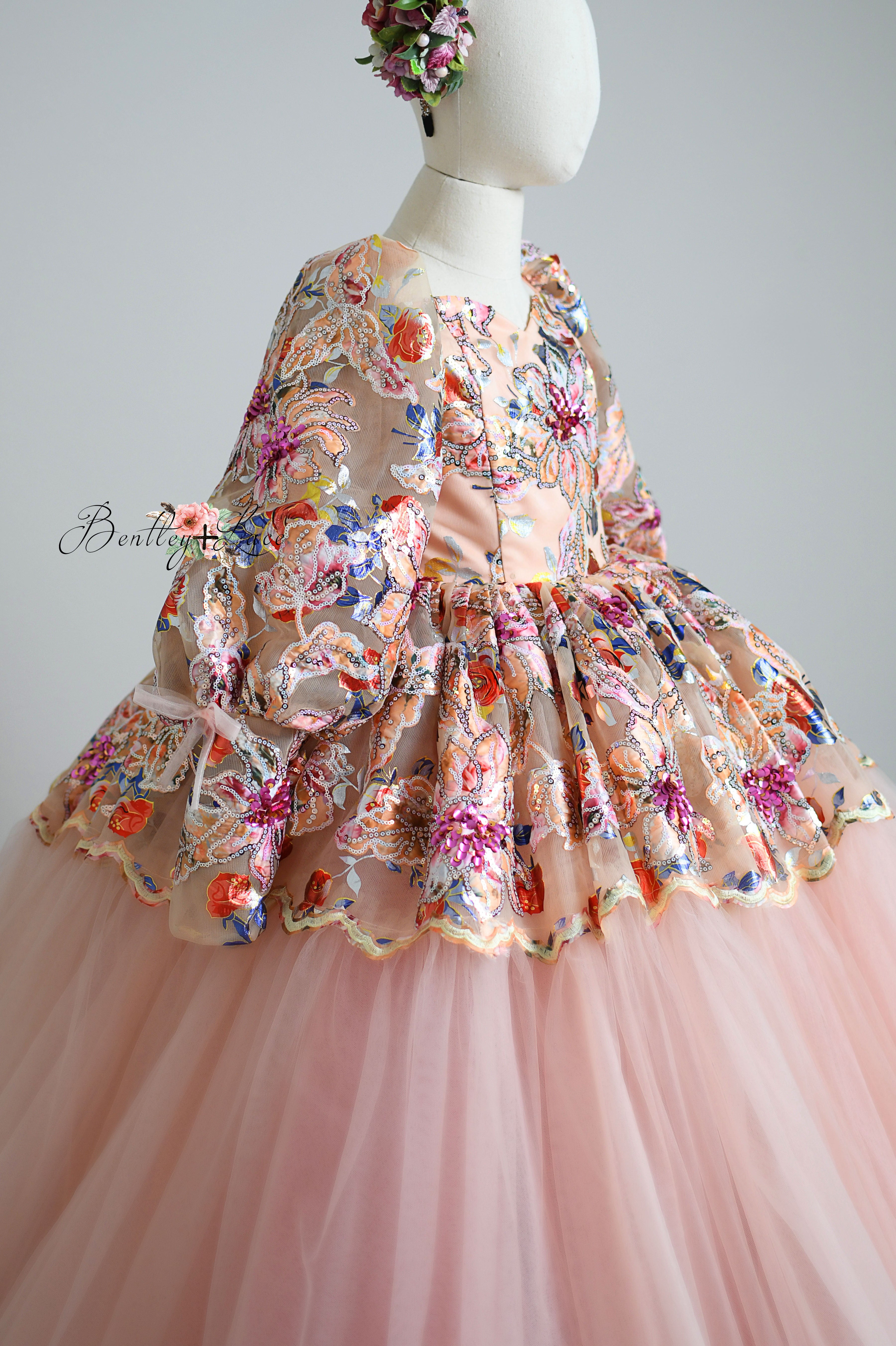 "Fleur de Lune (Moonflower)" -Detachable sleeves + Floor Length Gown - (8-10 year)