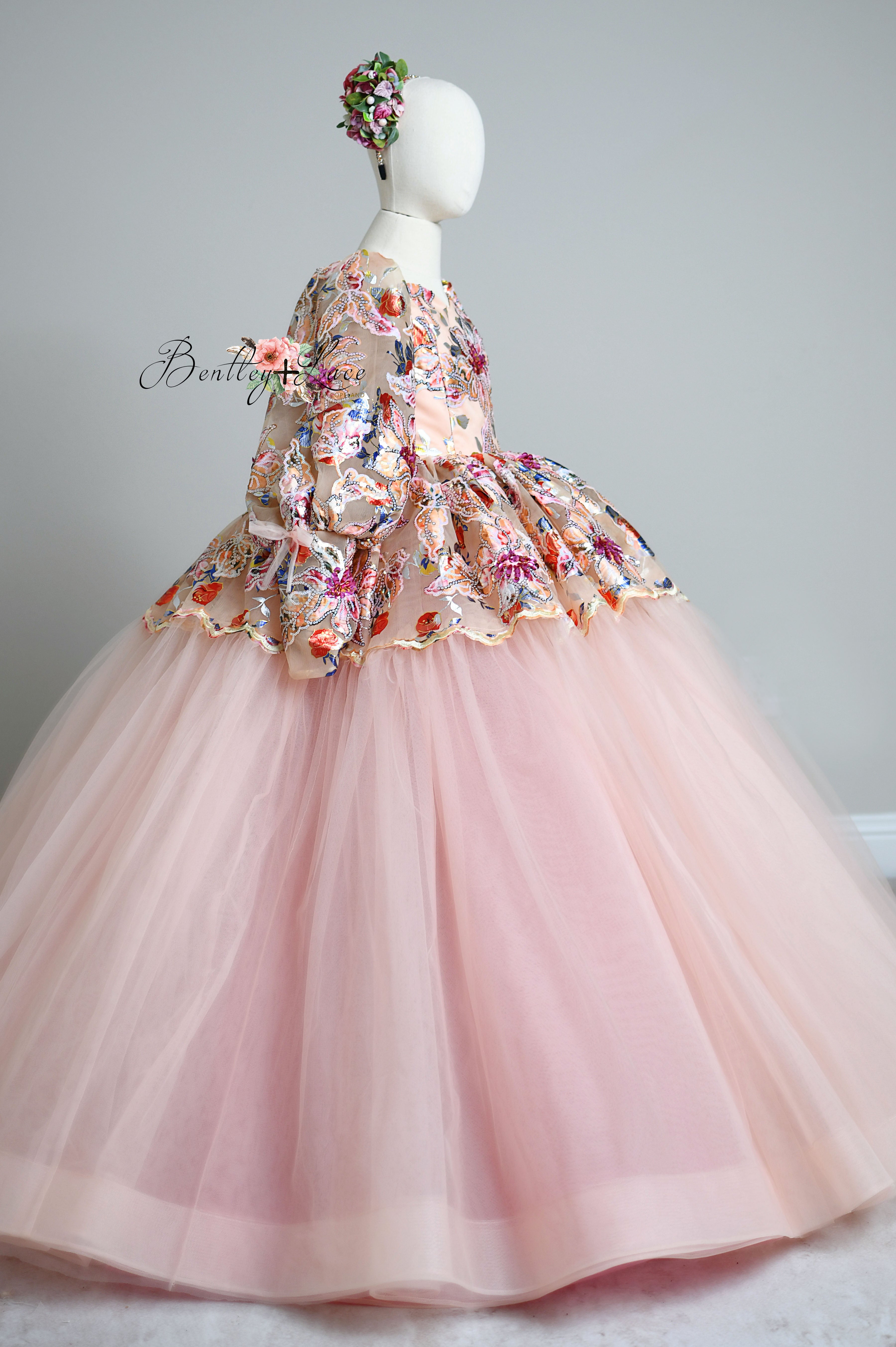 peach gown for photography sessions