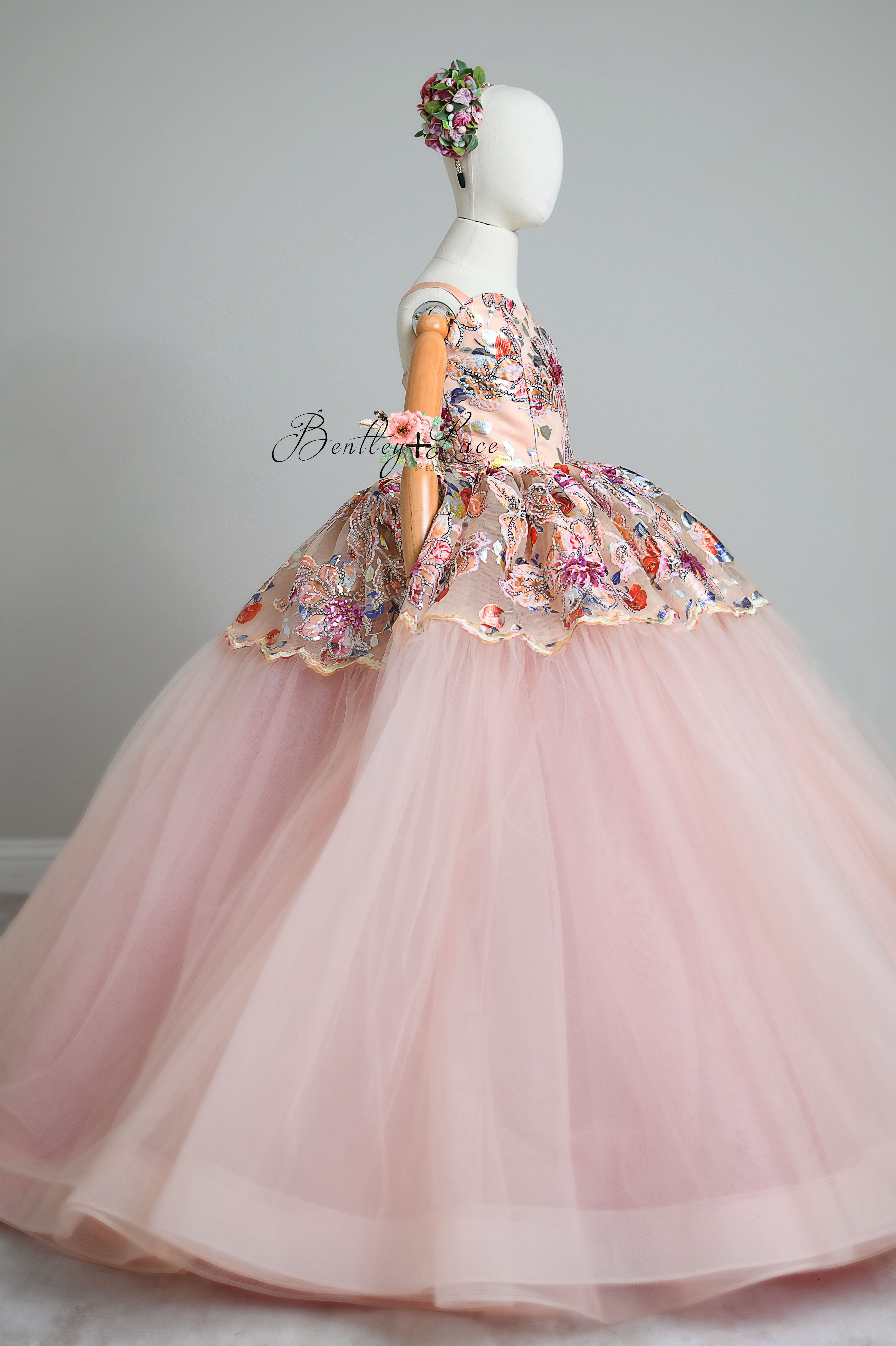 "Fleur de Lune (Moonflower)" -Detachable sleeves + Floor Length Gown - (8-10 year)
