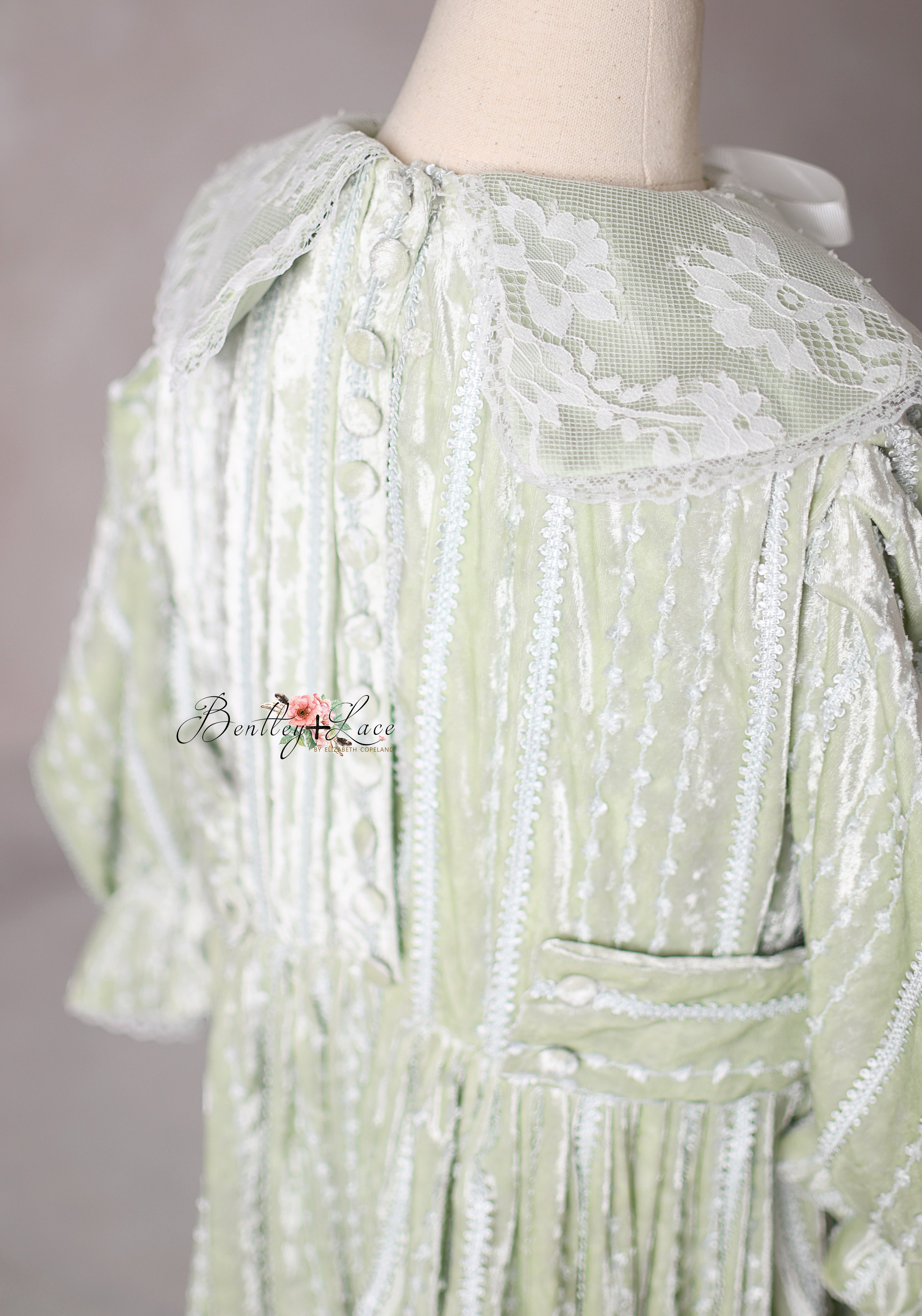 Eleanor’s Dream – Vintage-Inspired Special Occasion & Photo Shoot Dress (Fits 5 to Petite 7 Years)