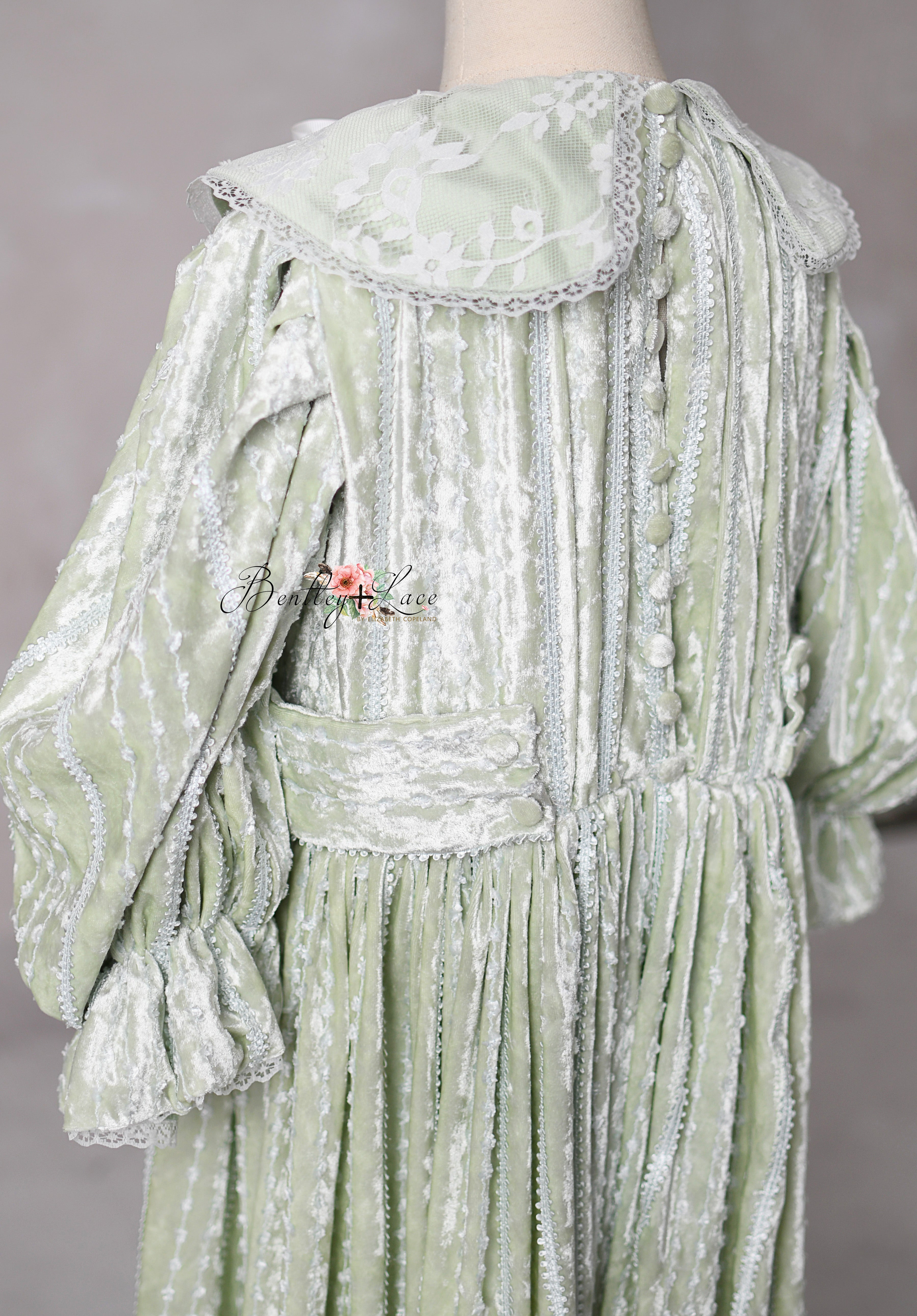 Eleanor’s Dream – Vintage-Inspired Special Occasion & Photo Shoot Dress (Fits 5 to Petite 7 Years)
