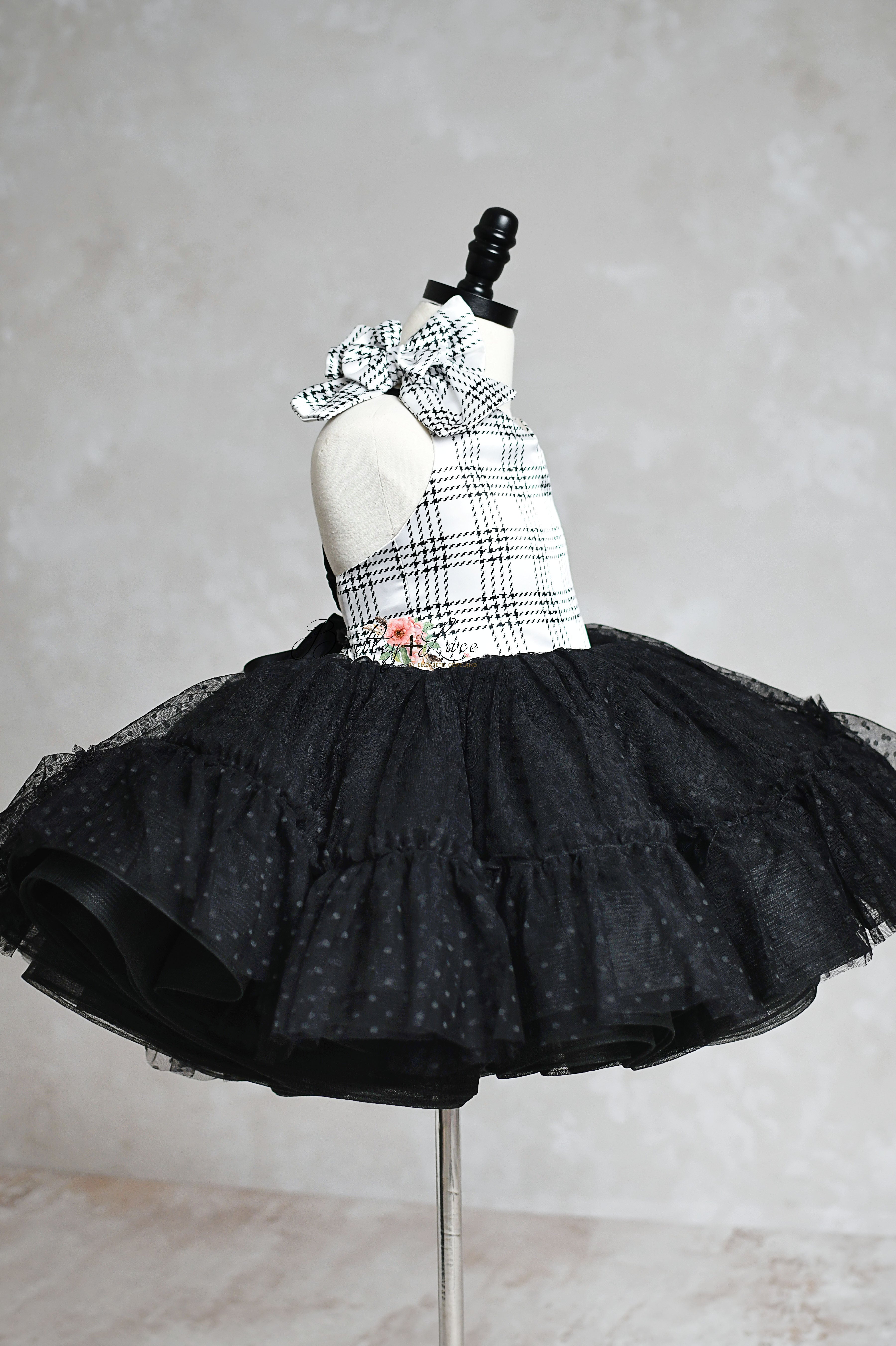 Black and White Plaid Tulle Dress for girls, featuring a chic plaid bodice and voluminous tulle skirt.