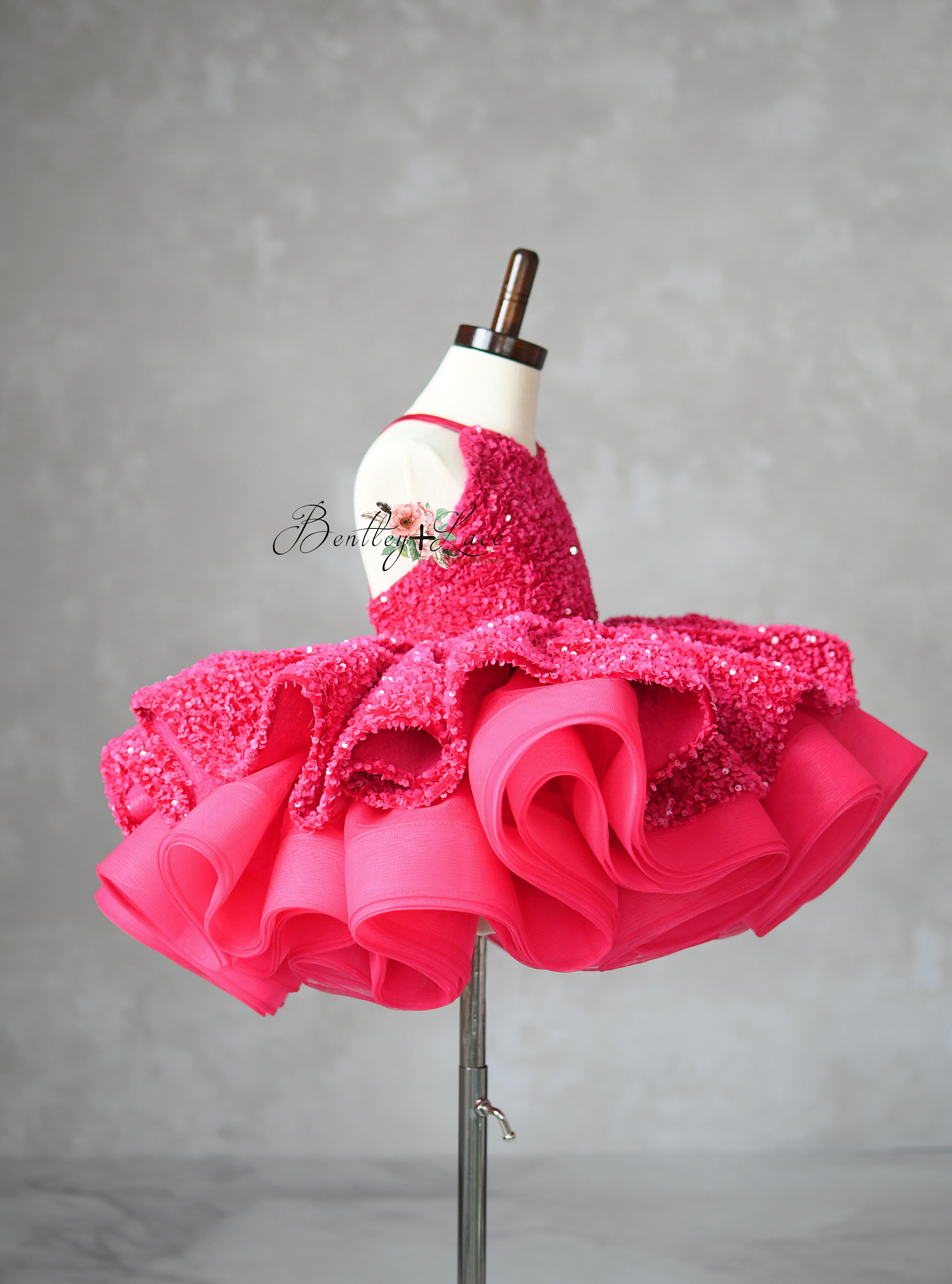 Retro "Velvet Glam" Birthday Dress – Sequin Velvet Gown for Photography & Special Events