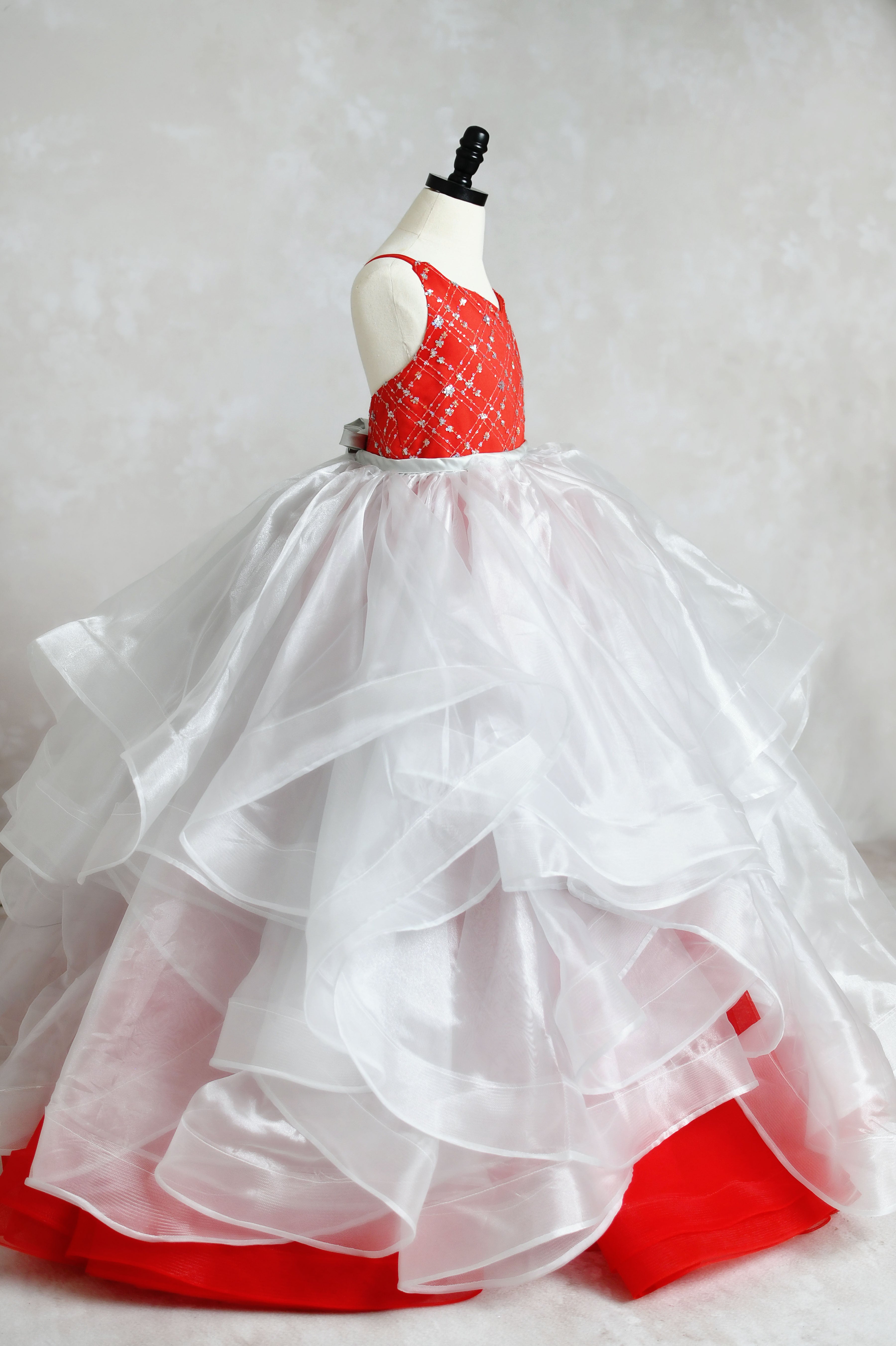 UPGRADE -add a detachable organza skirt