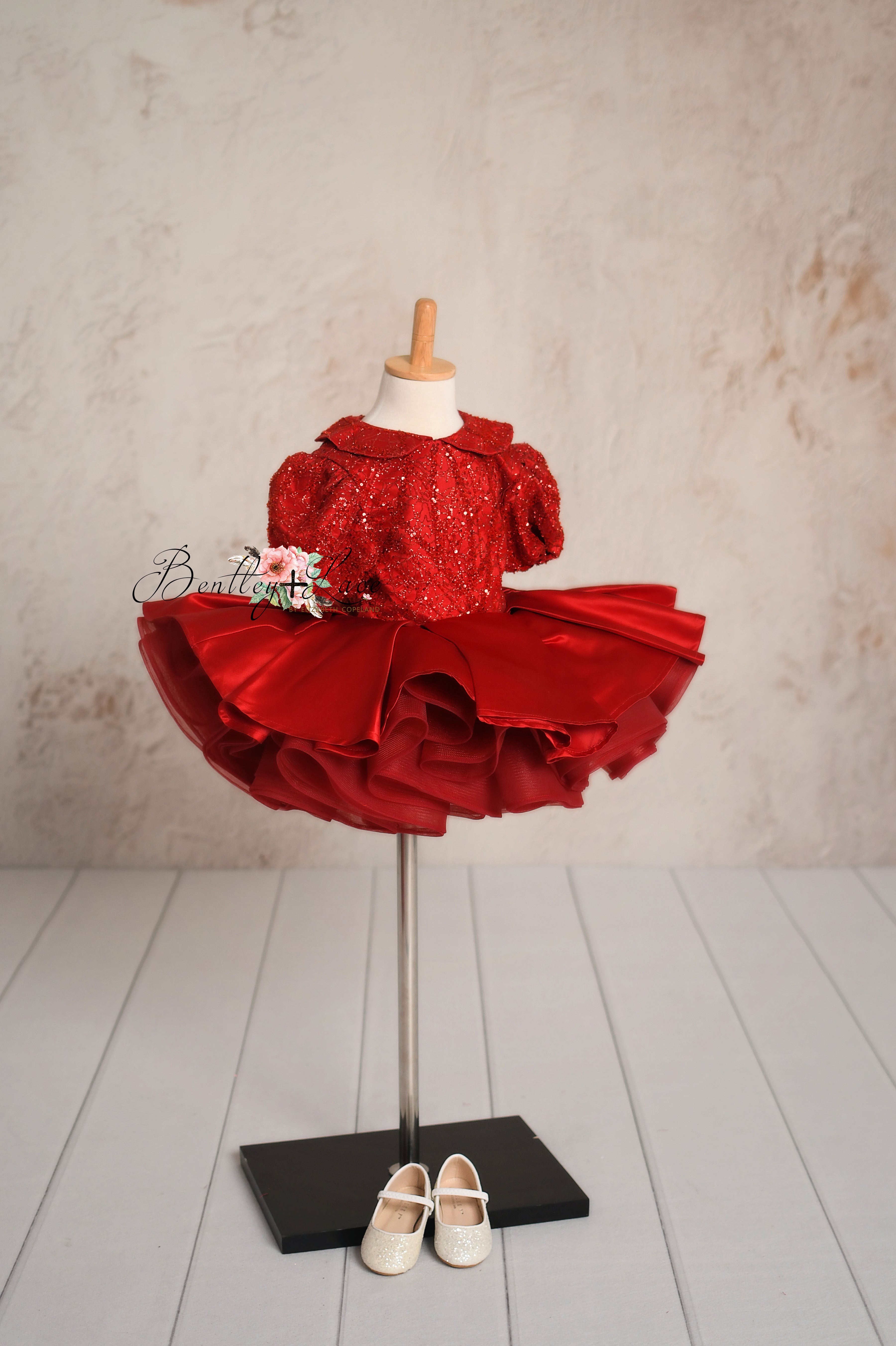 "Scarlet Sparkle" -Petal Length Gown (3-4Year)