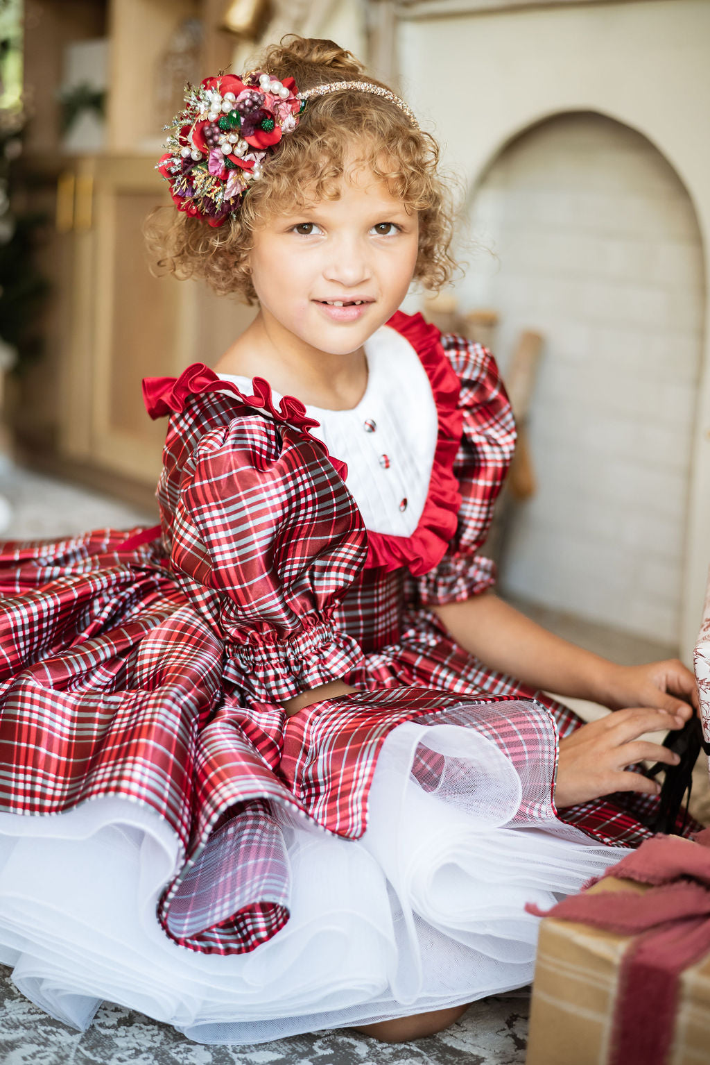 HOLIDAY MAGIC PETAL - Red (5-7 year)