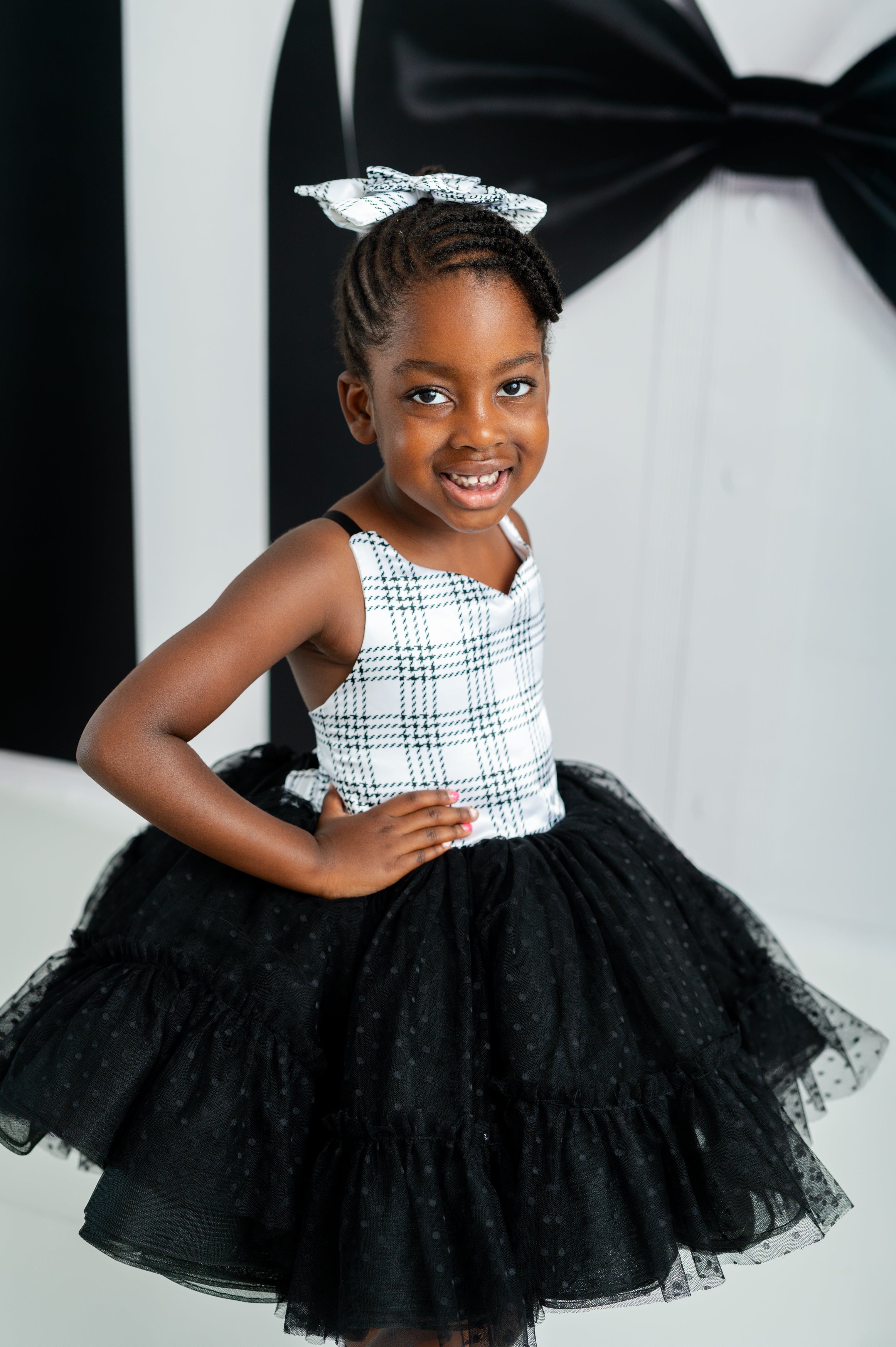 Holiday Magic Petal Cape & Bow Rental 6-7 Years