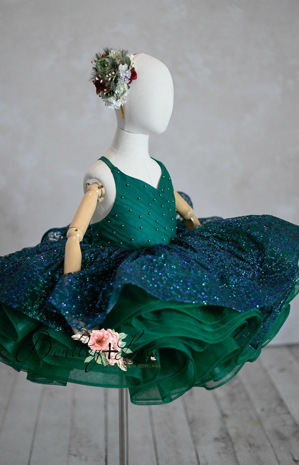 REMNANT Blue floral sequin
