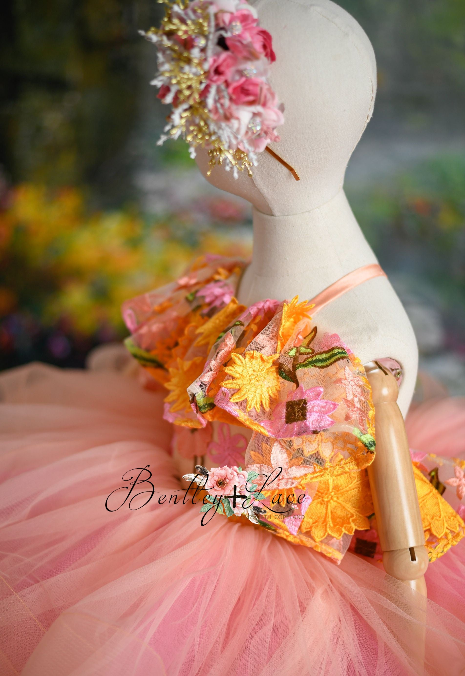 "Wisteria" petal Length Dress ( 4 Year - 6 Year)