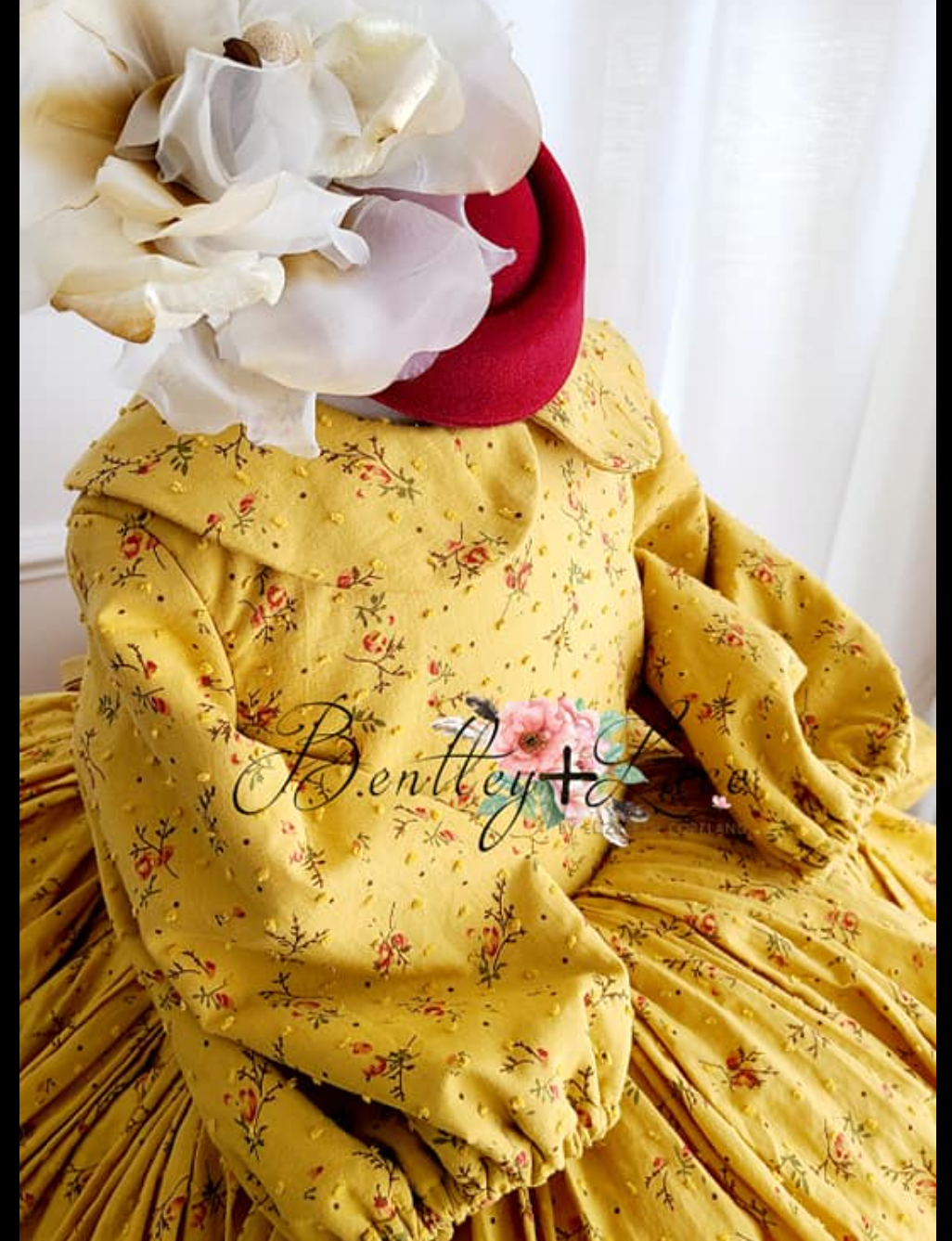 REMNANT Vintage flowers white