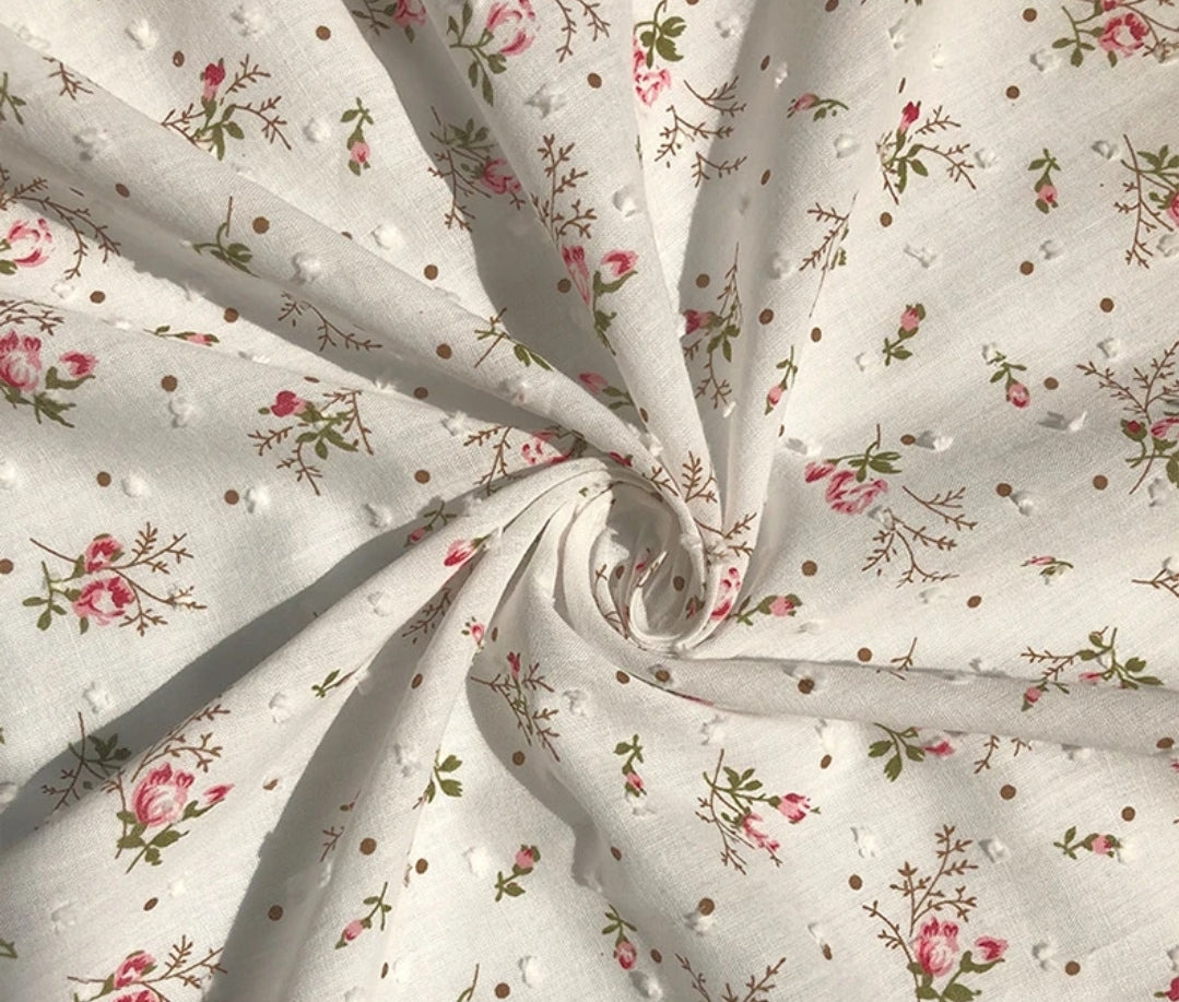 REMNANT Vintage flowers white