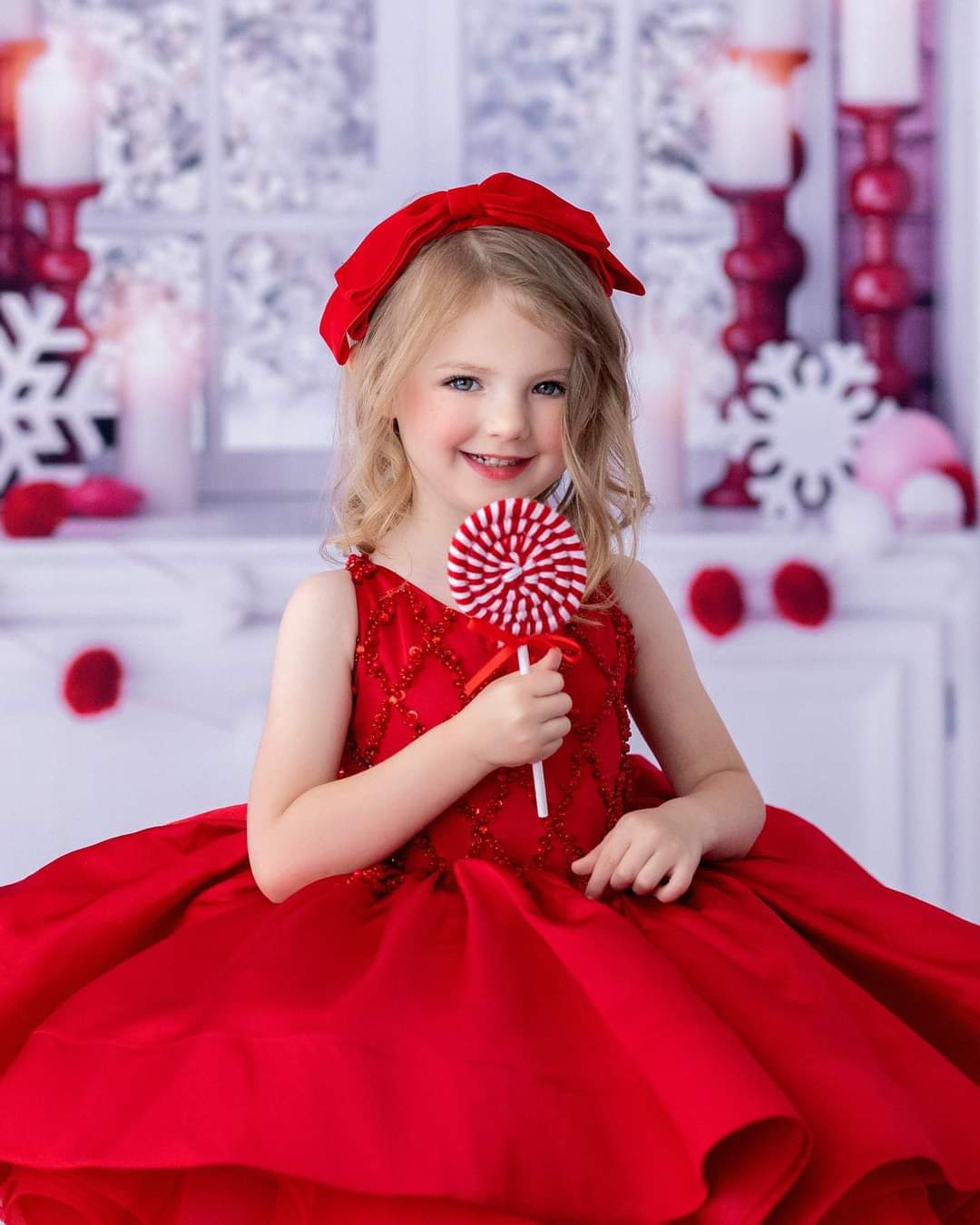 red christmas dress, Christmas dresses, holiday gowns for girls, dresses for photography sessions, babydream backdrops, dream dress sessions, april massad photography