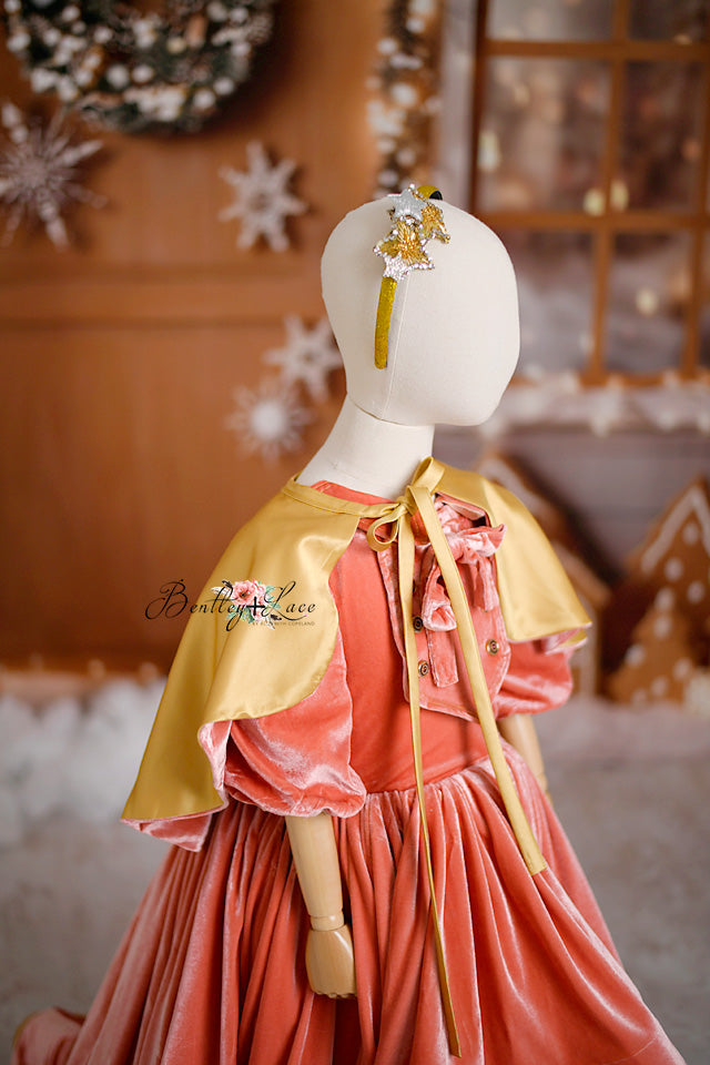 Velvet cape, holiday gowns, dream dress sessions, photography christmas sessions, gowns for photography. children's rental gowns, velvet holiday gown