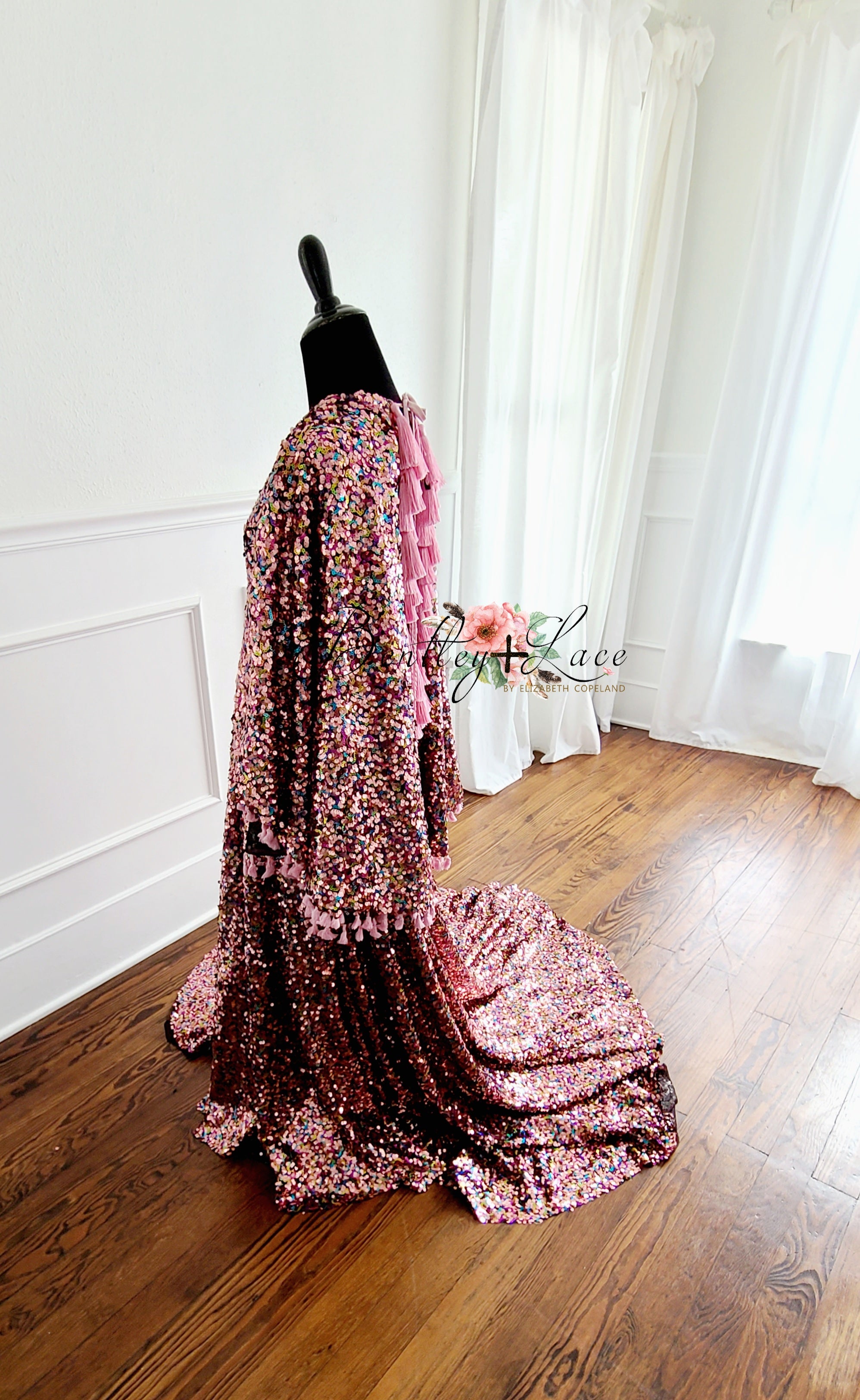 EUC RETIRED RENTAL Lisa-Beautiful boho inspired gown - (TEEN-ADULT)