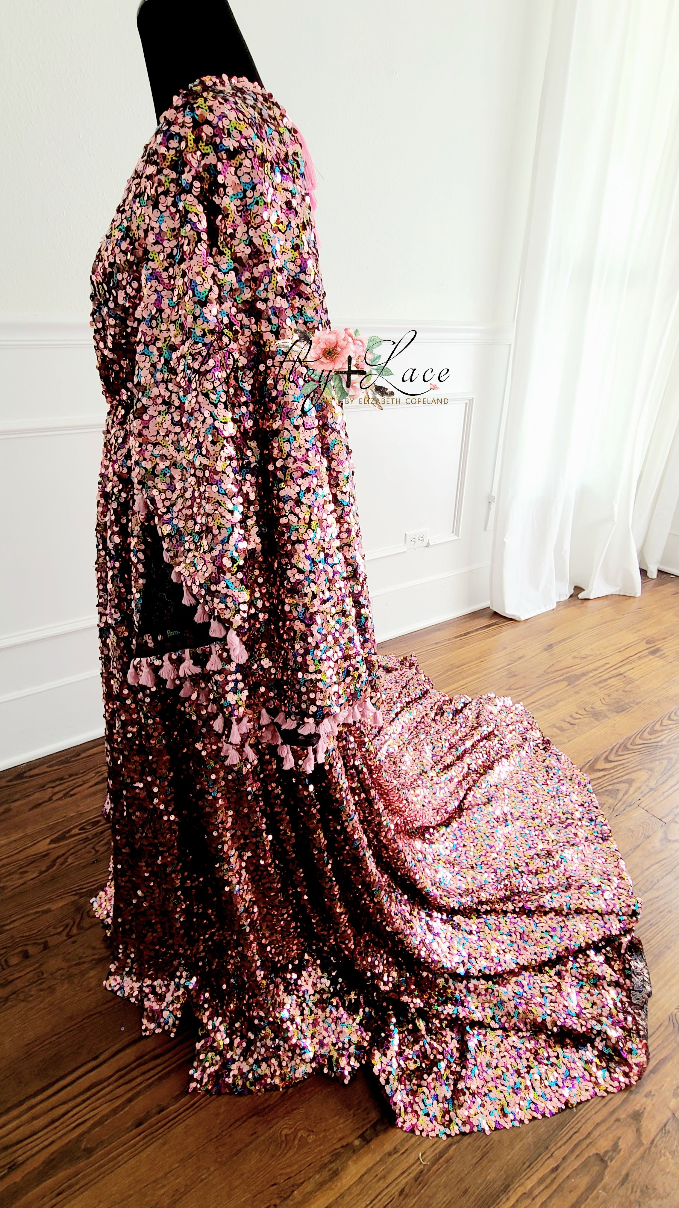 EUC RETIRED RENTAL Lisa-Beautiful boho inspired gown - (TEEN-ADULT)