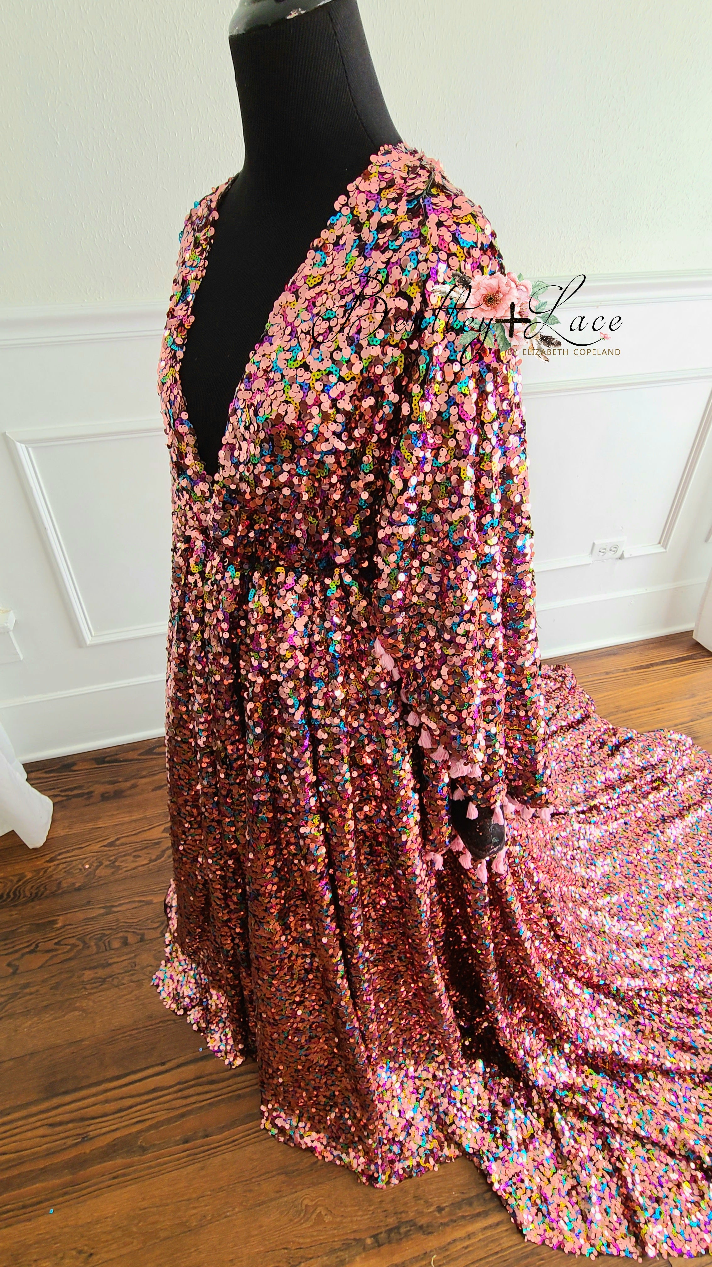 EUC RETIRED RENTAL Lisa-Beautiful boho inspired gown - (TEEN-ADULT)