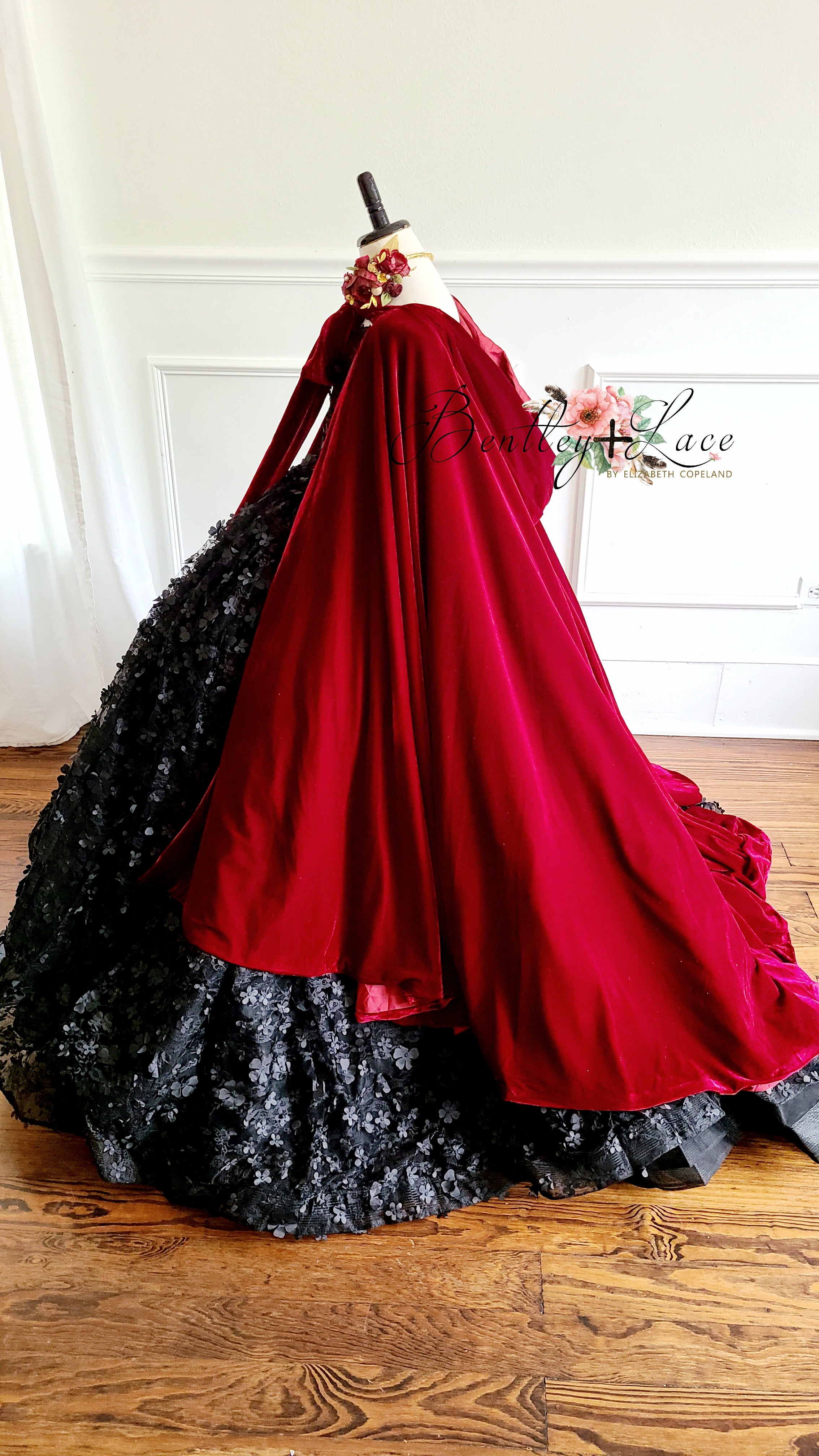 Josephine Velvet Hooded Cape- Scarlett