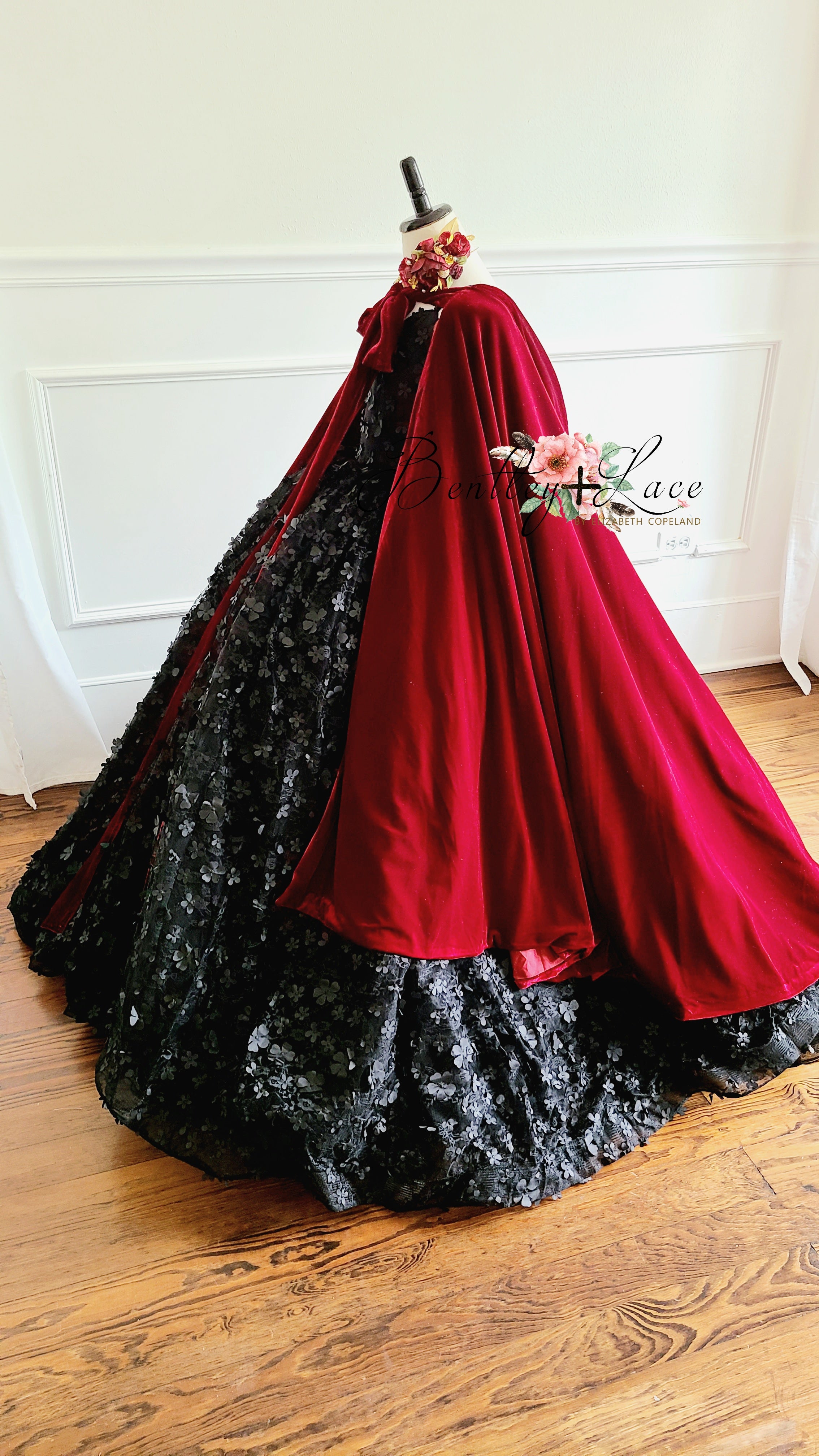 Josephine Velvet Hooded Cape- Scarlett