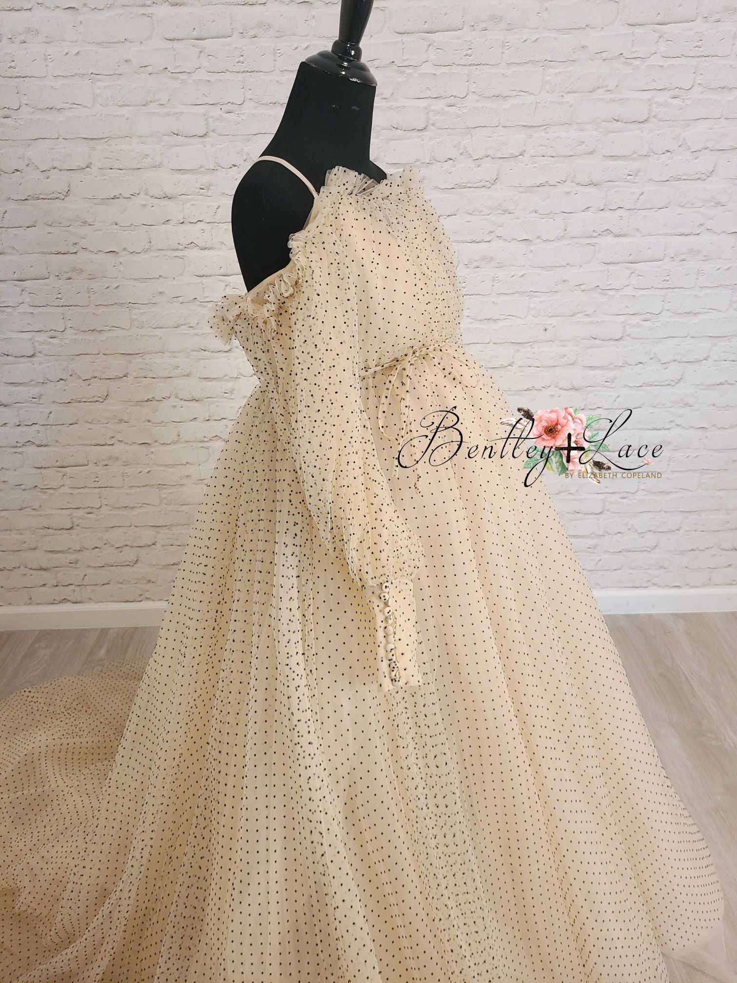 Emma tulle gown (TEEN-ADULT)