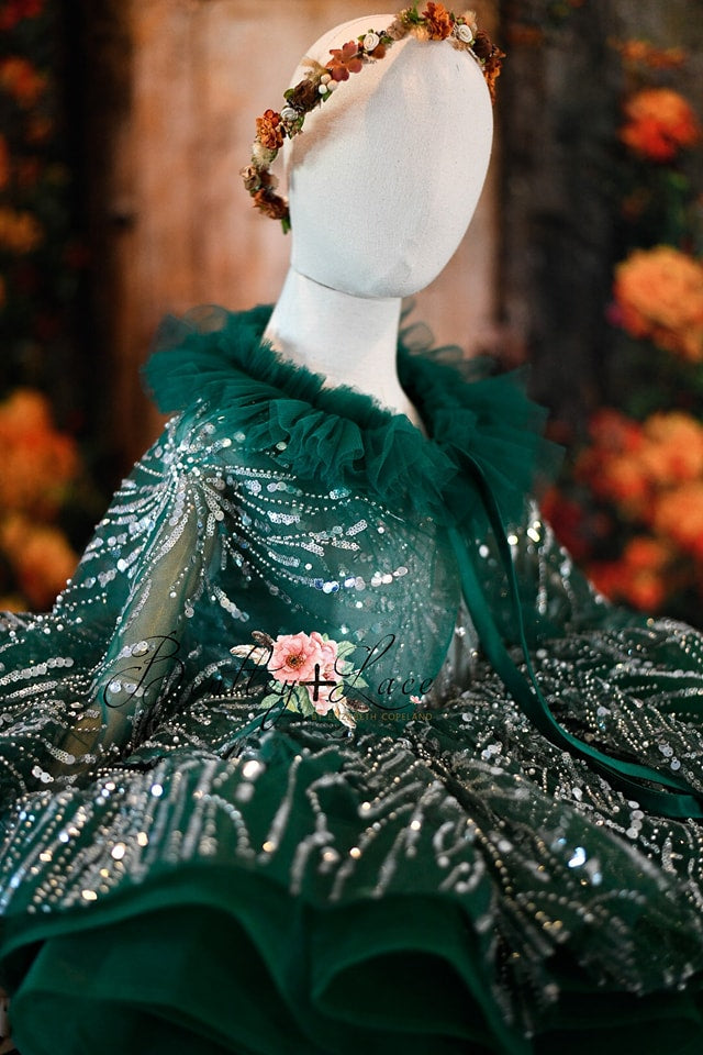 "REIGN" Petal Length Dress+cape ( 4 Year - Petite 5 Year) - cape not included.