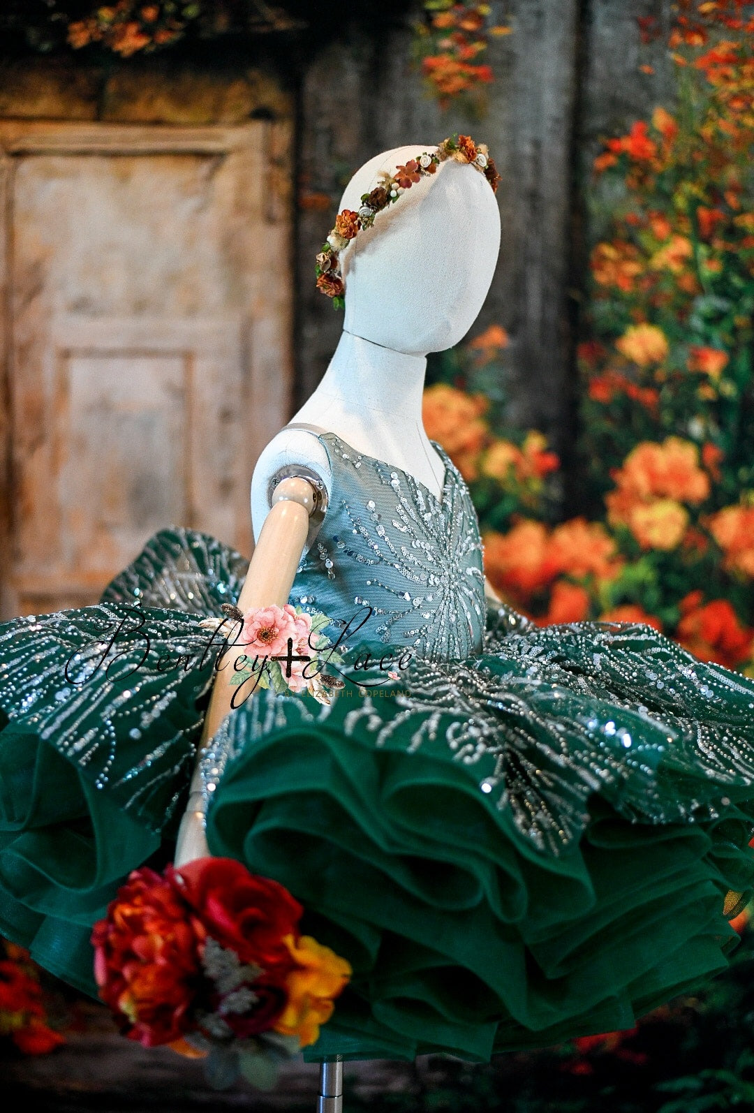 "REIGN" Petal Length Dress+cape ( 4 Year - Petite 5 Year) - cape not included.