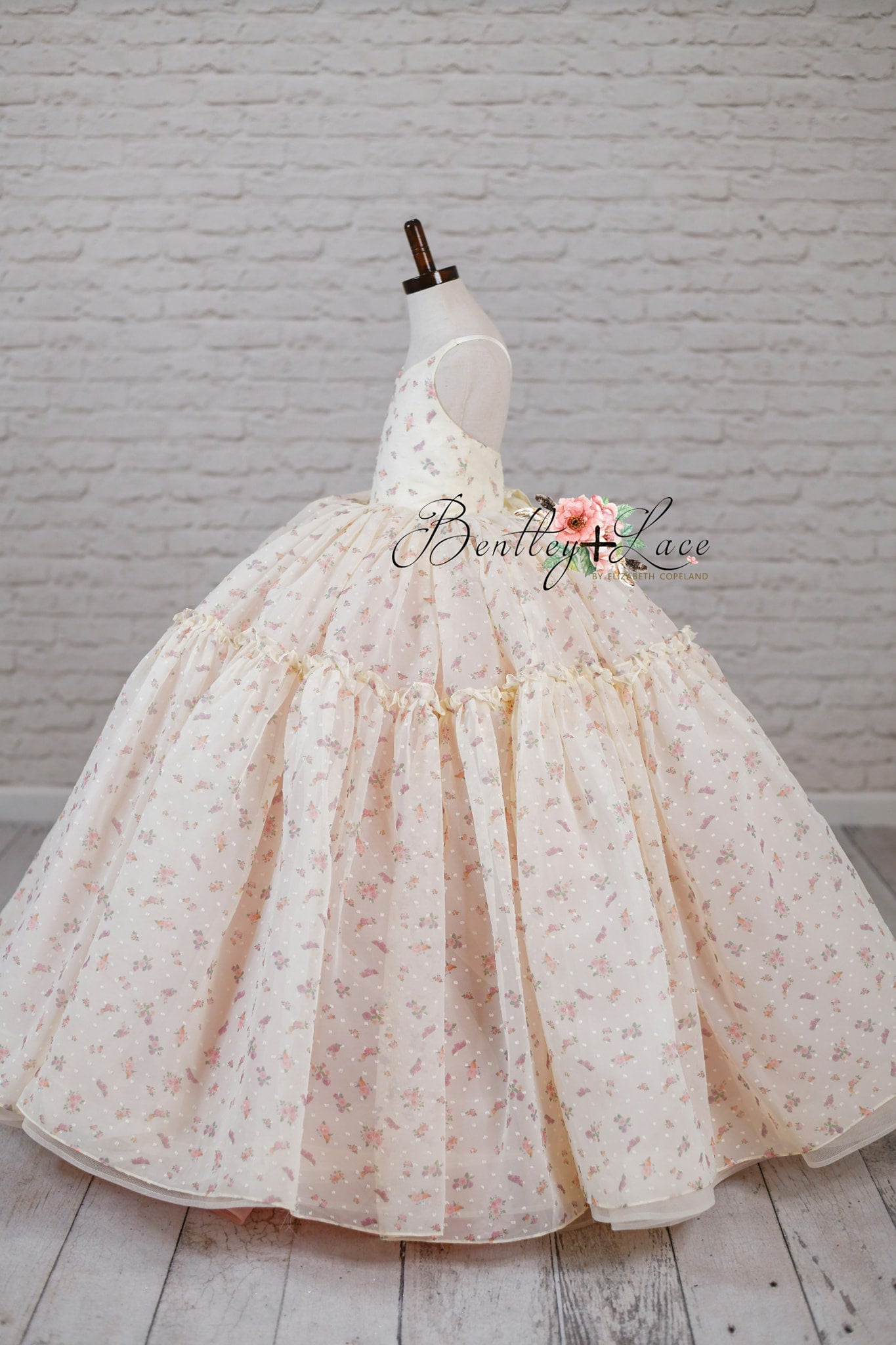 Jardin De Fleurs- floor length - ivory floral (5-6 year)
