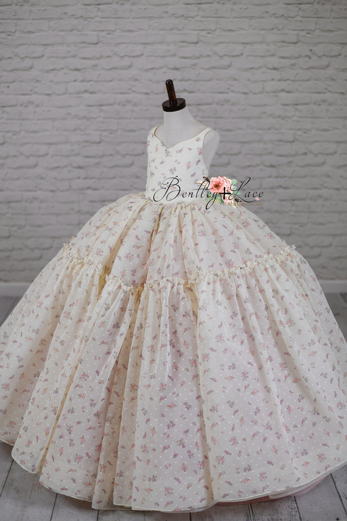 Jardin De Fleurs- floor length - ivory floral (5-6 year)
