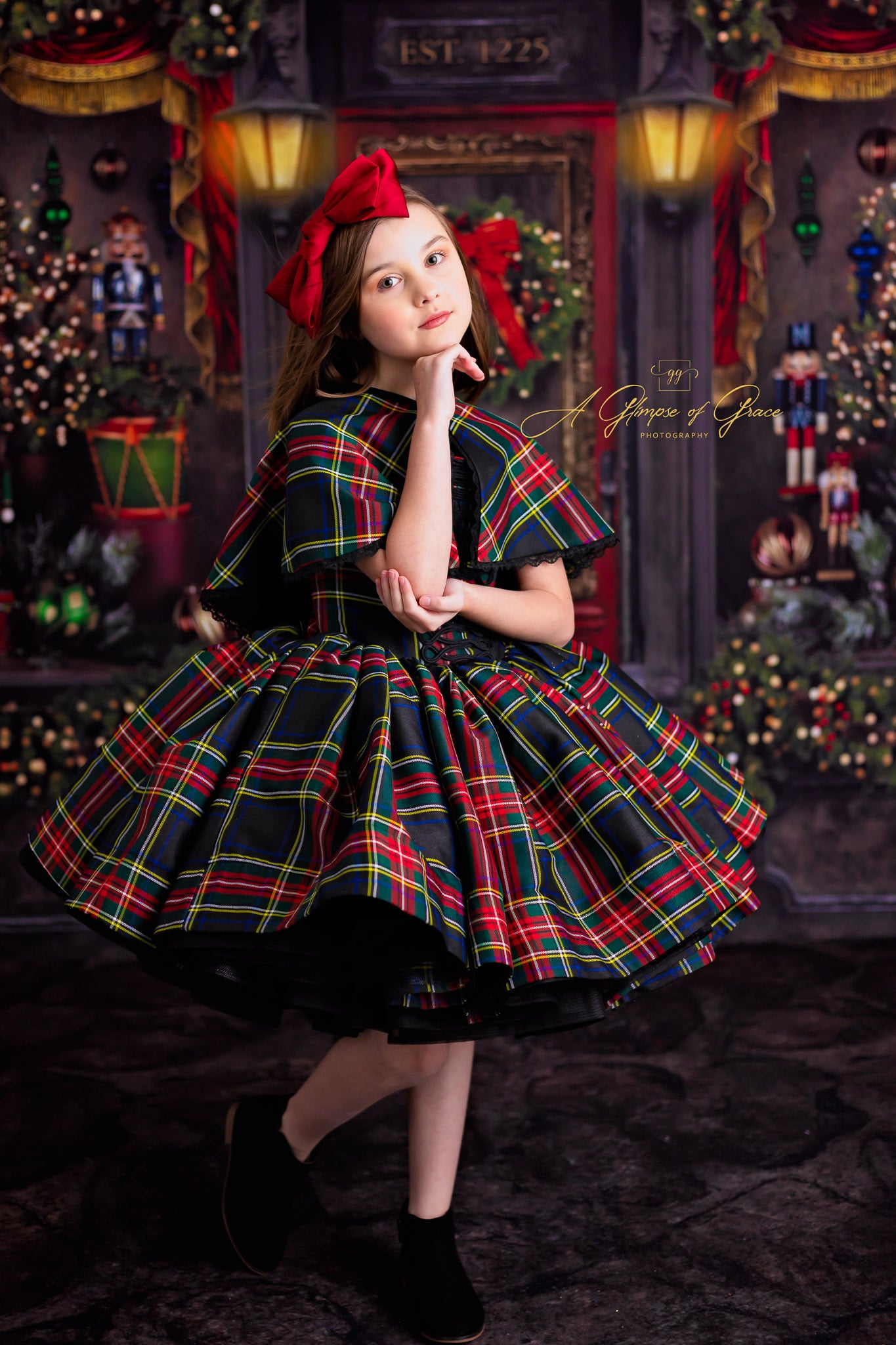Couture gown rental: "Darling Plaid" Set Petal Length Dress ( 6 Year - Petite 7 Year)