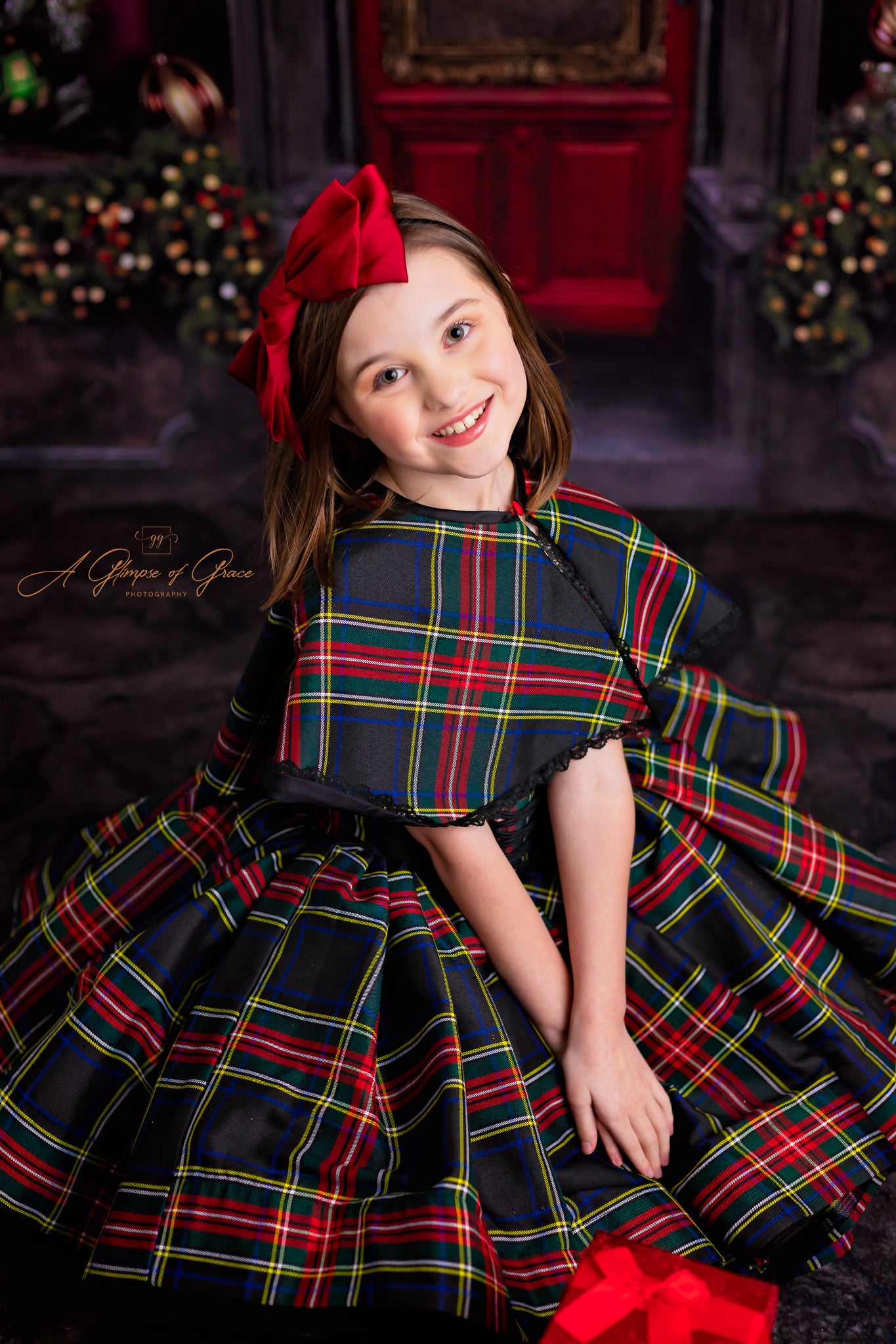 Couture gown rental: "Darling Plaid" Set Petal Length Dress ( 6 Year - Petite 7 Year)