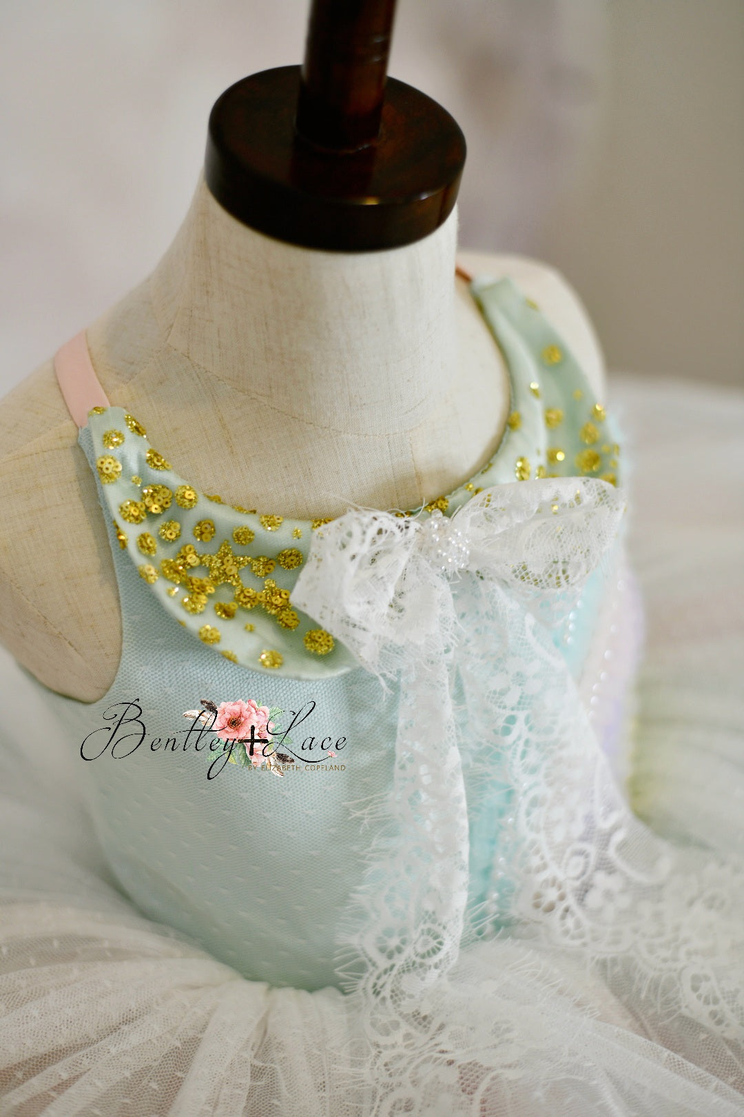 Euc retired rental Petal "Rainbow Dreaming in Pastel" Petal Length Dress (4 Year-Petite 5 Year)