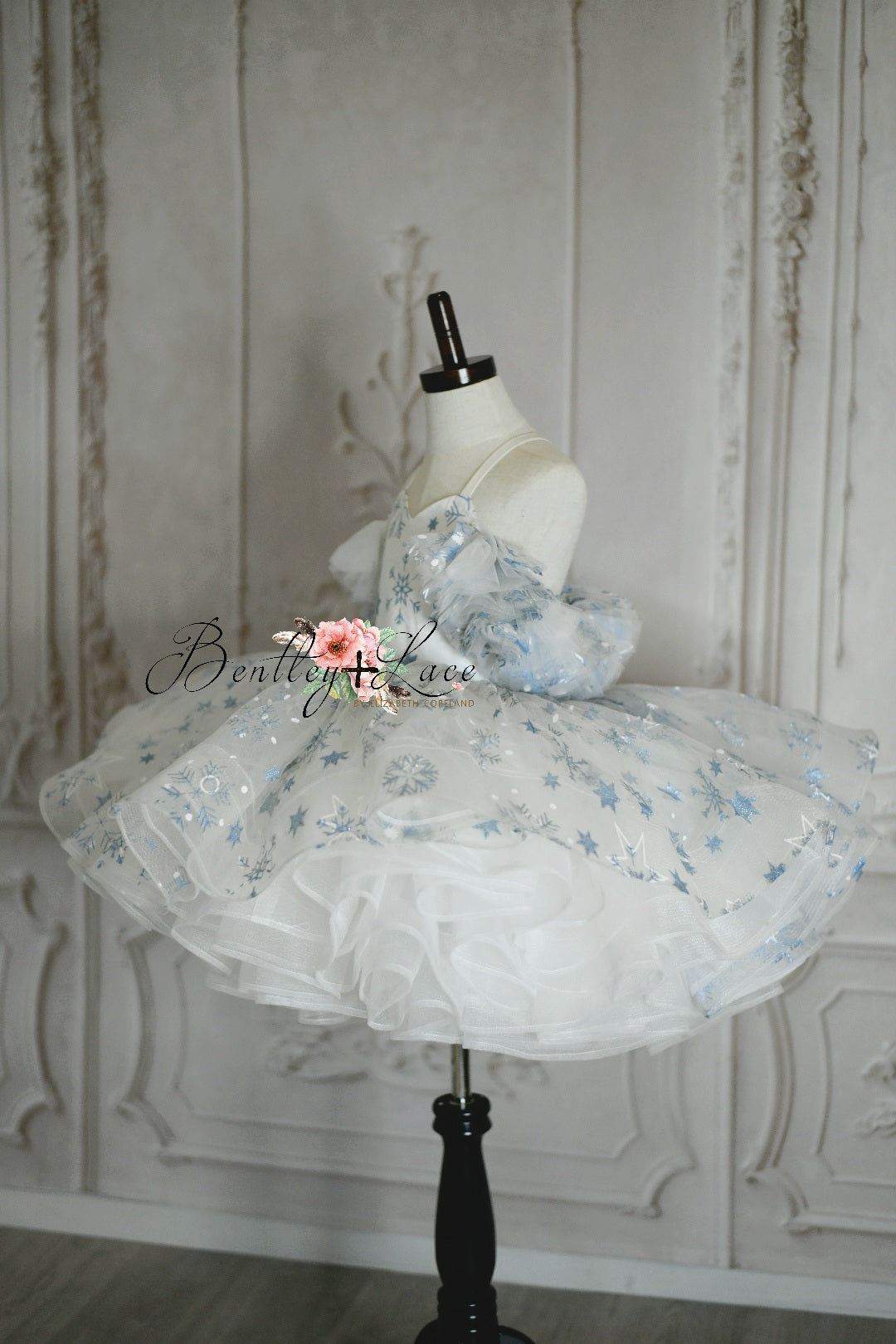 "Snowflake Skies" -Petal Length Dress ( 4 Year - Petite 5 Year)