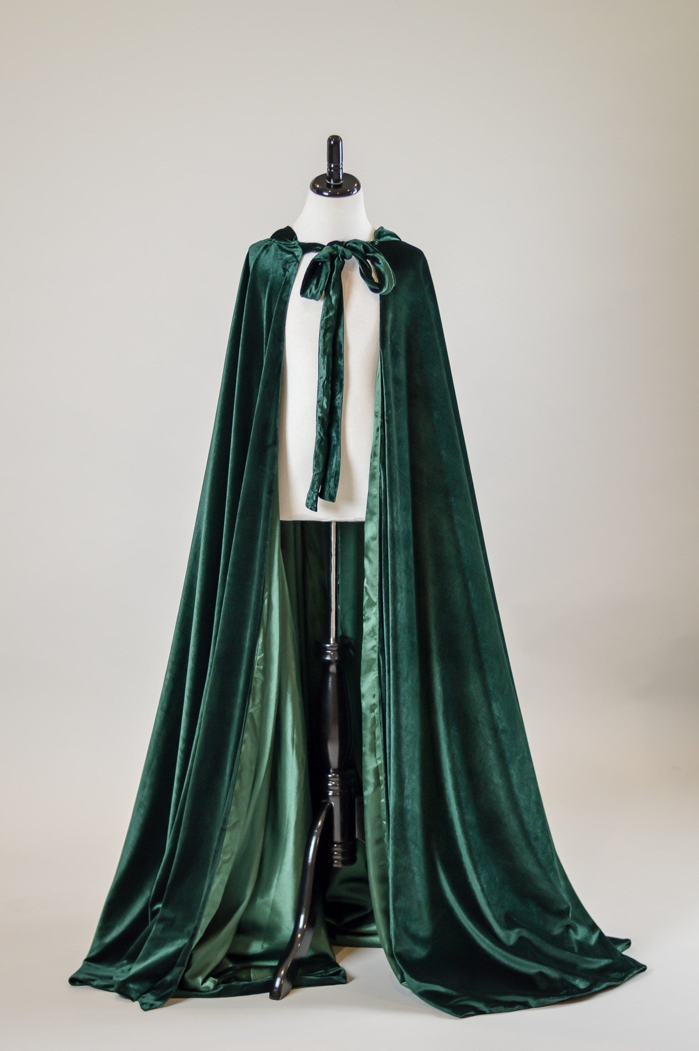 Josephine Velvet Cape- Jewel Green