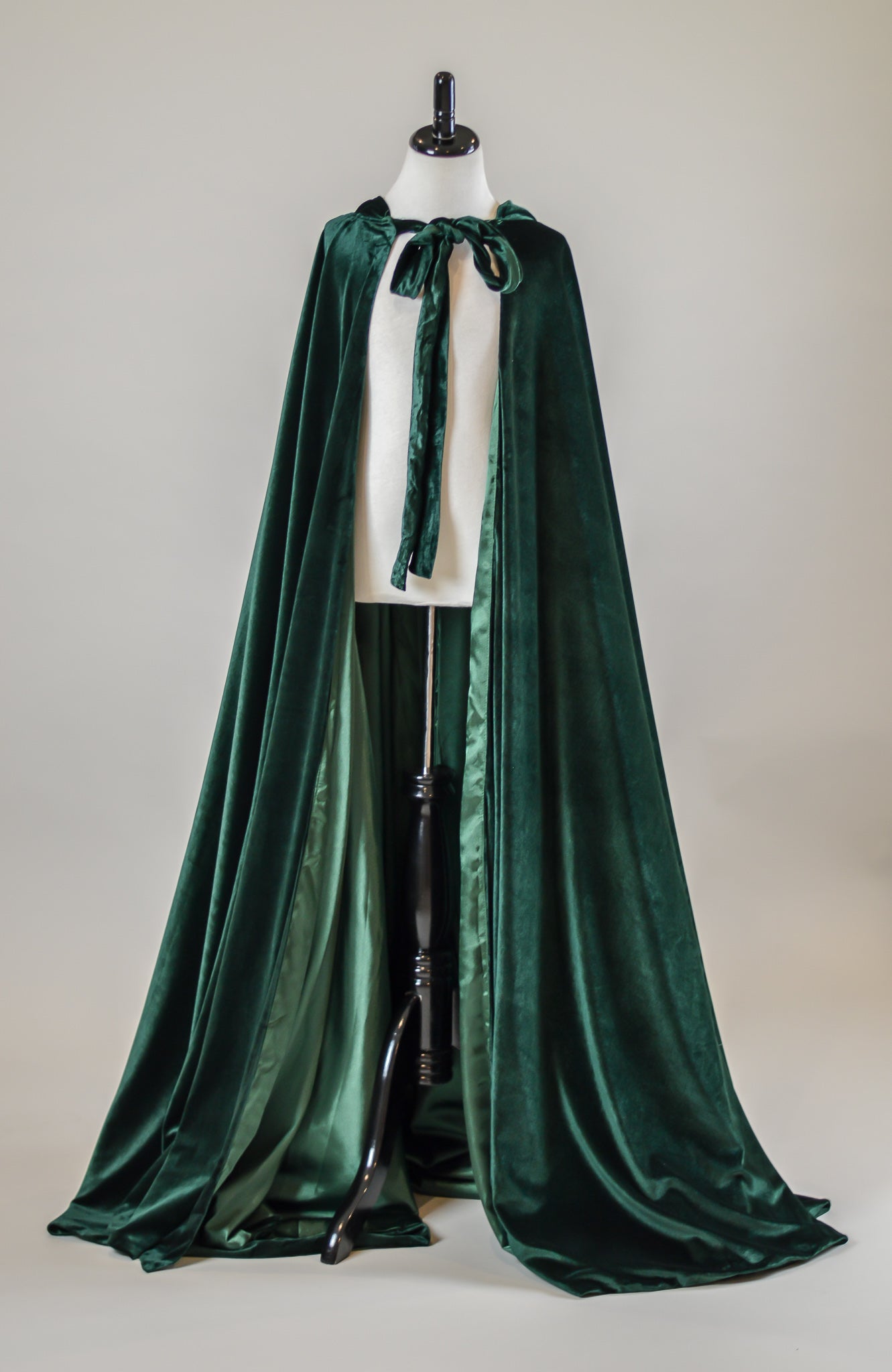 Josephine Velvet Cape- Jewel Green