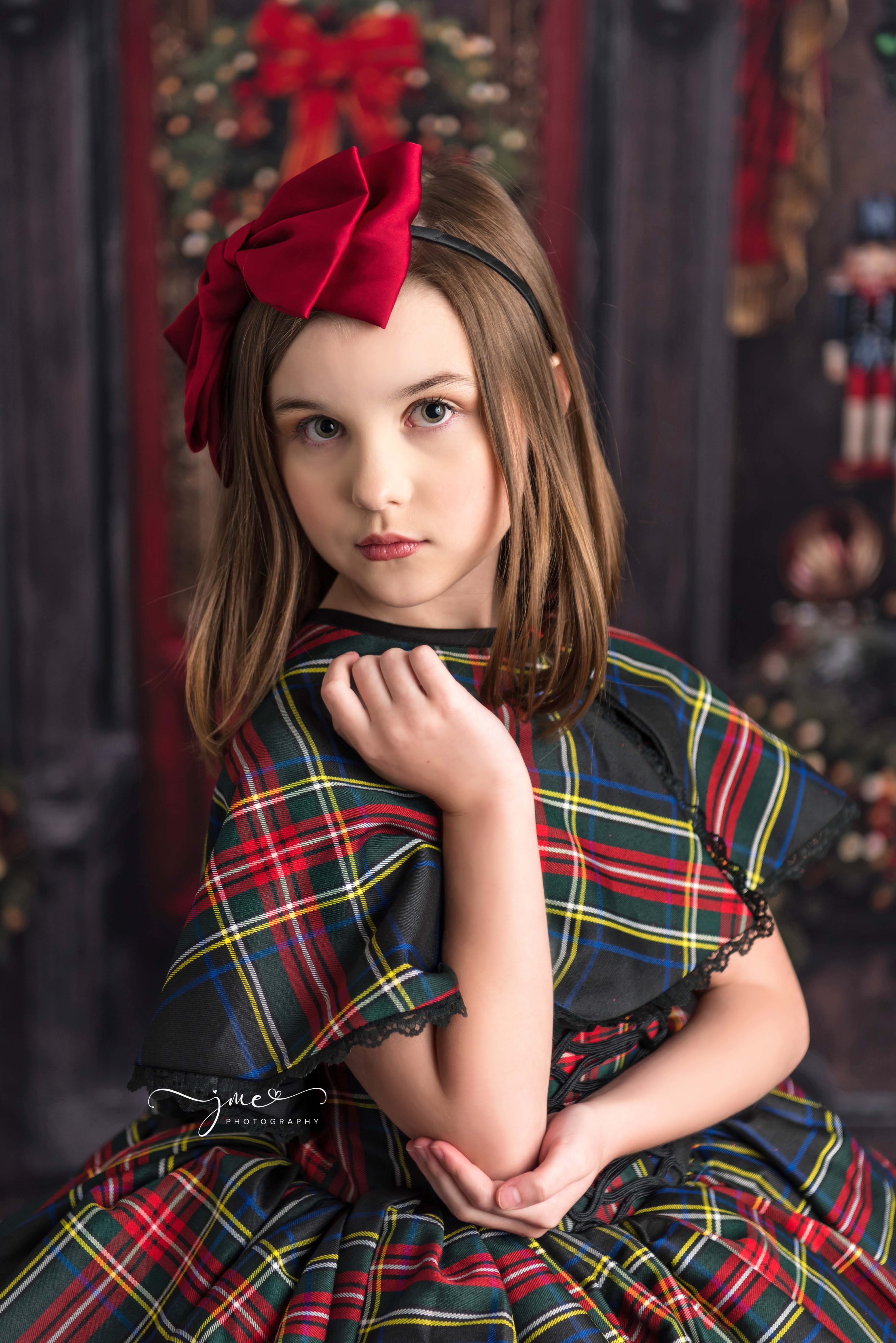 Couture gown rental: "Darling Plaid" Set Petal Length Dress ( 6 Year - Petite 7 Year)
