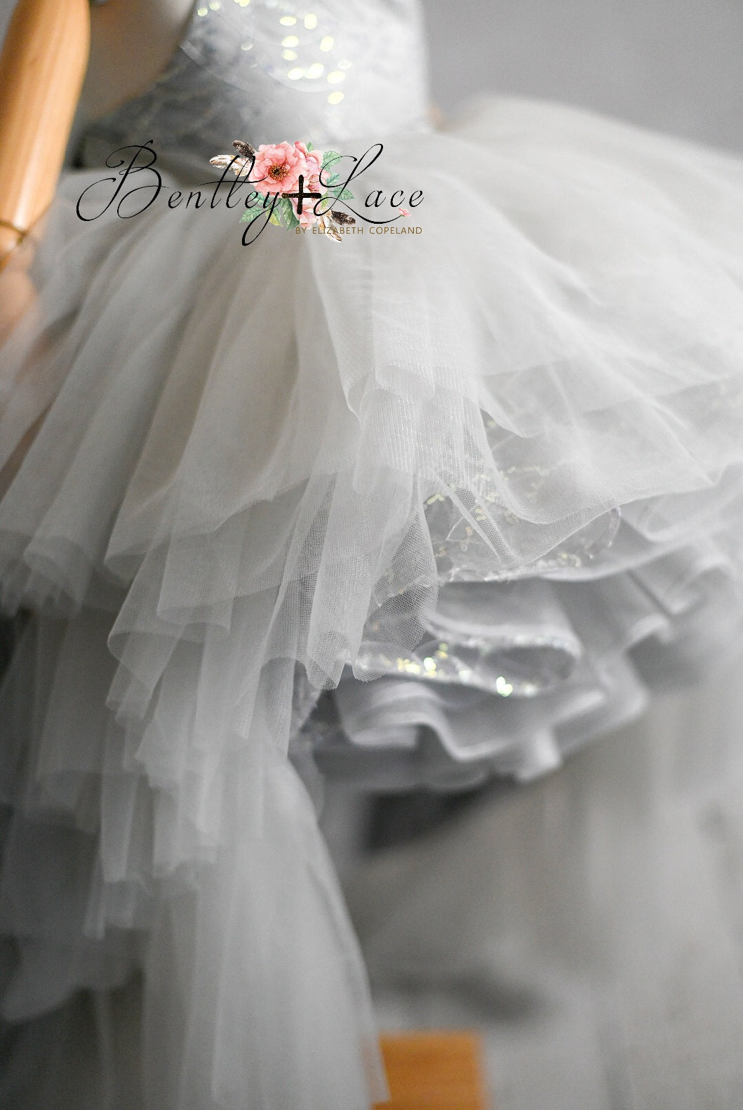 "Tinsel" Petal Length Dress + detachable sleeves(5 Year-Petite 6 Year)