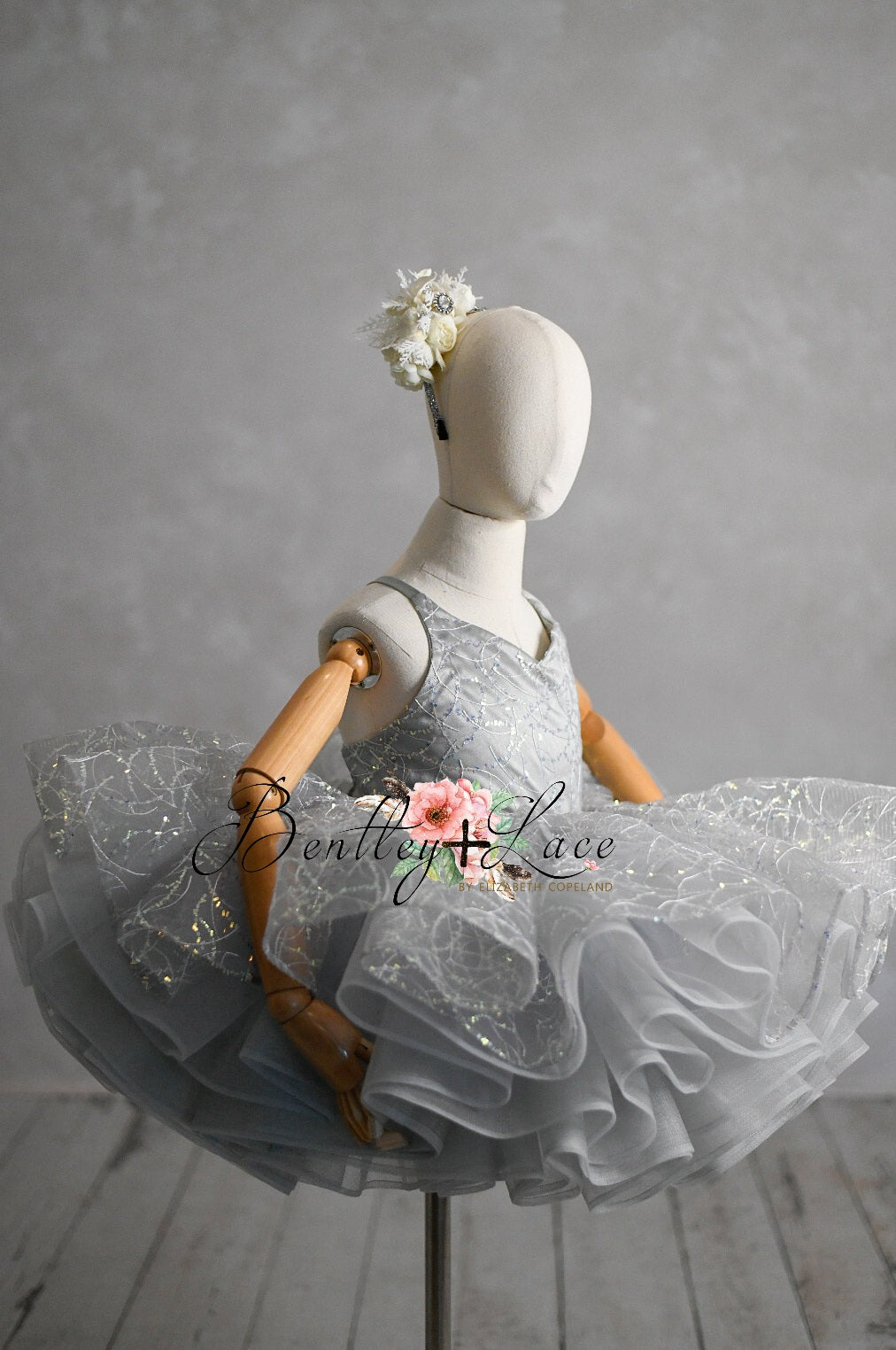 "Tinsel" Petal Length Dress + detachable sleeves(5 Year-Petite 6 Year)