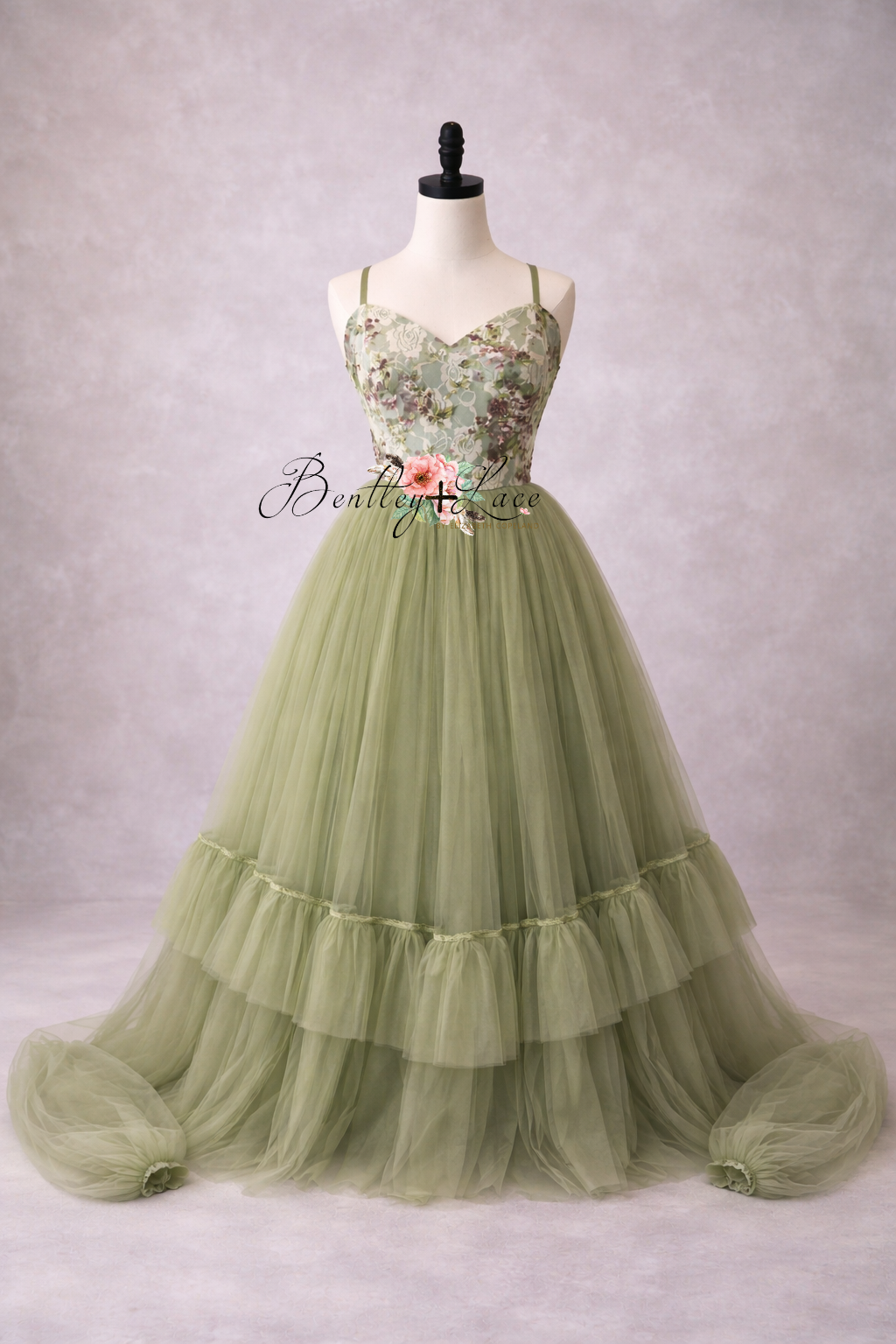 Mossflower Gown & Detachable Tulle Sleeves | (Women’s Sizes 6–12)