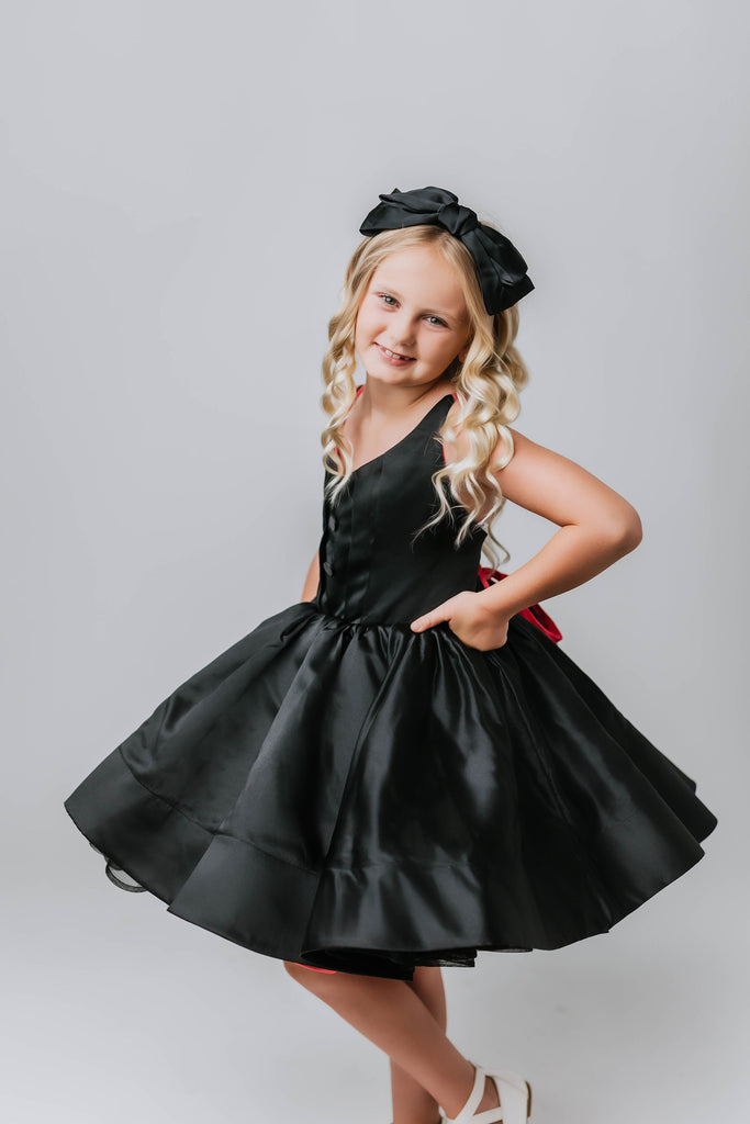 Reversible "Dolly" Pink/black  Petal  Length Dress ( 7 year- 8 year)