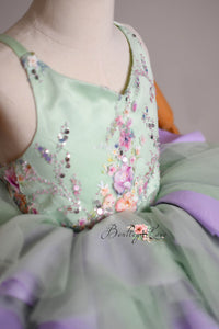 New "Meadow Mist " -   Petal length dress  ( 4 Year - Petite 7)