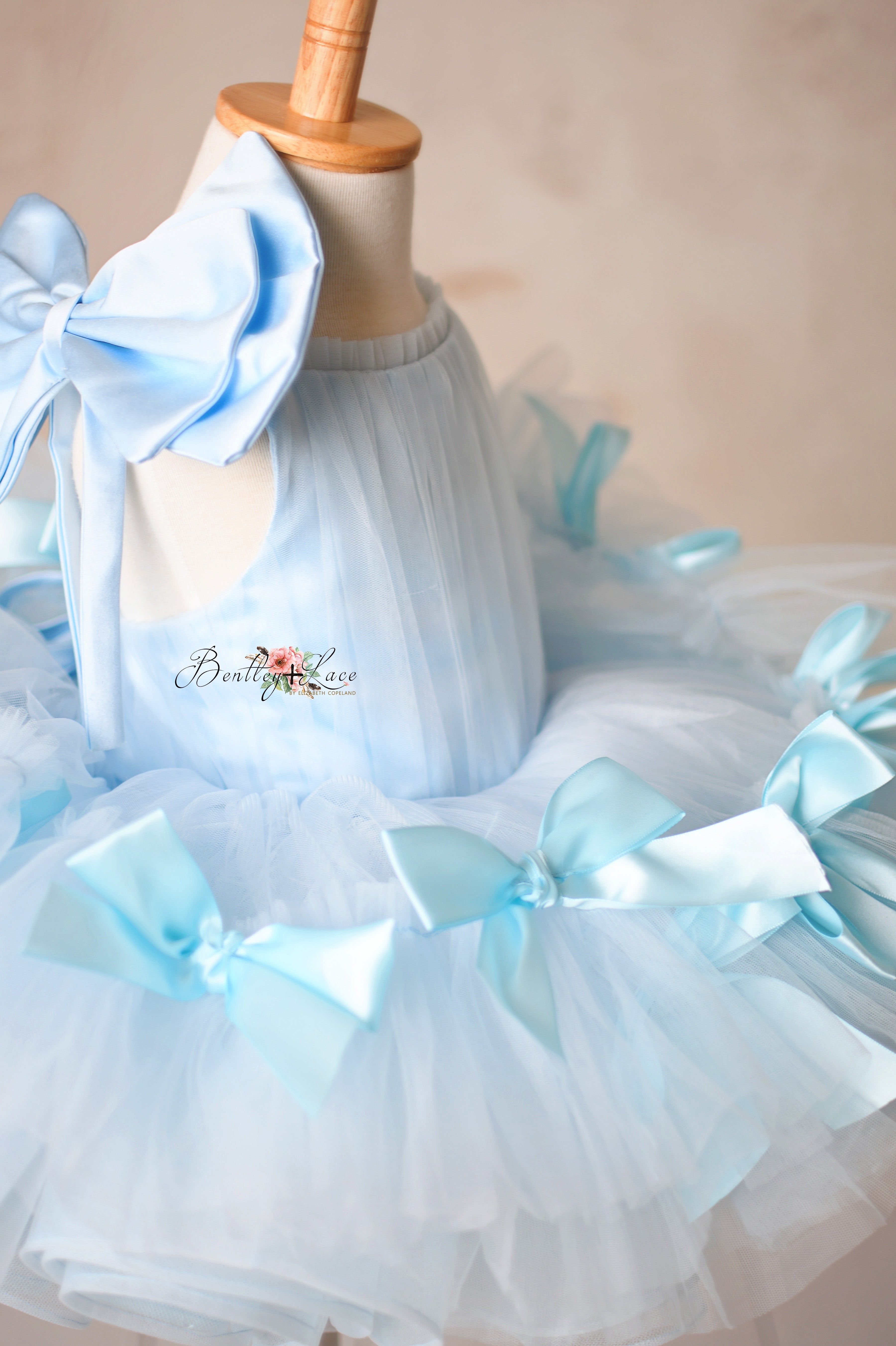 Satin Detachable Snap Shoulder Bows