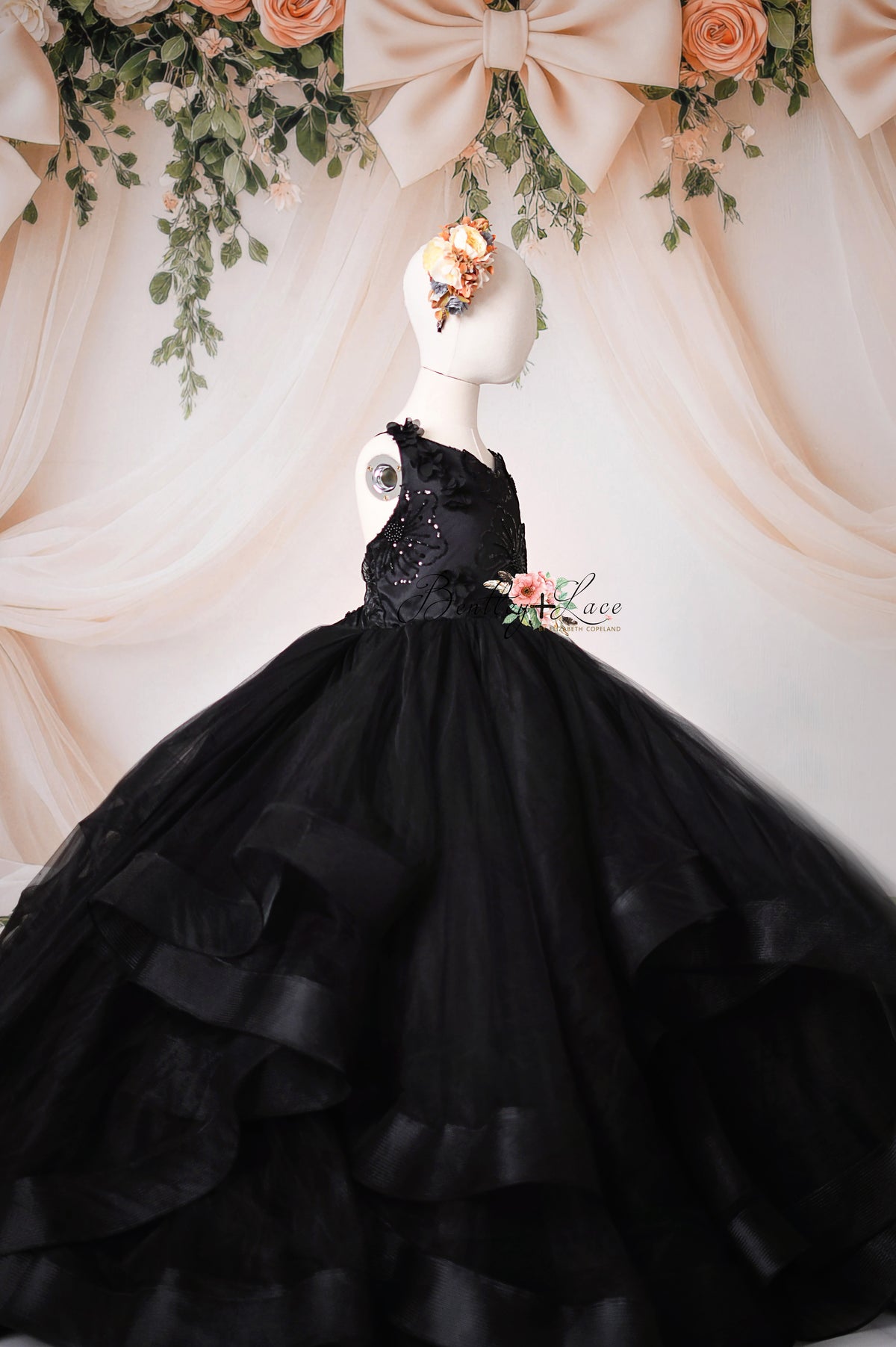 Elegant Seraphina Grace Dress – Luxury Couture for Photoshoots & Events

