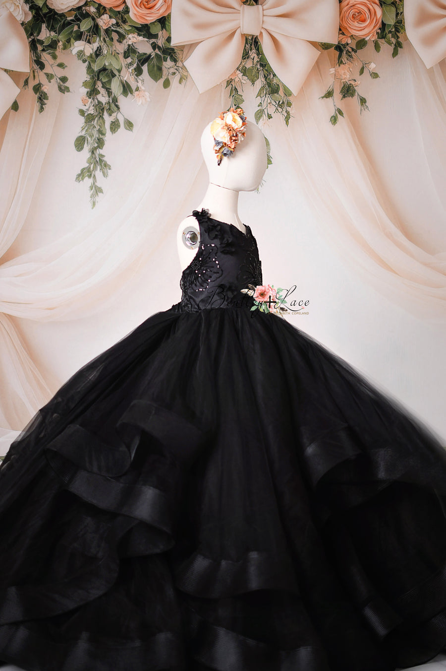 Elegant Seraphina Grace Dress – Luxury Couture for Photoshoots & Events

